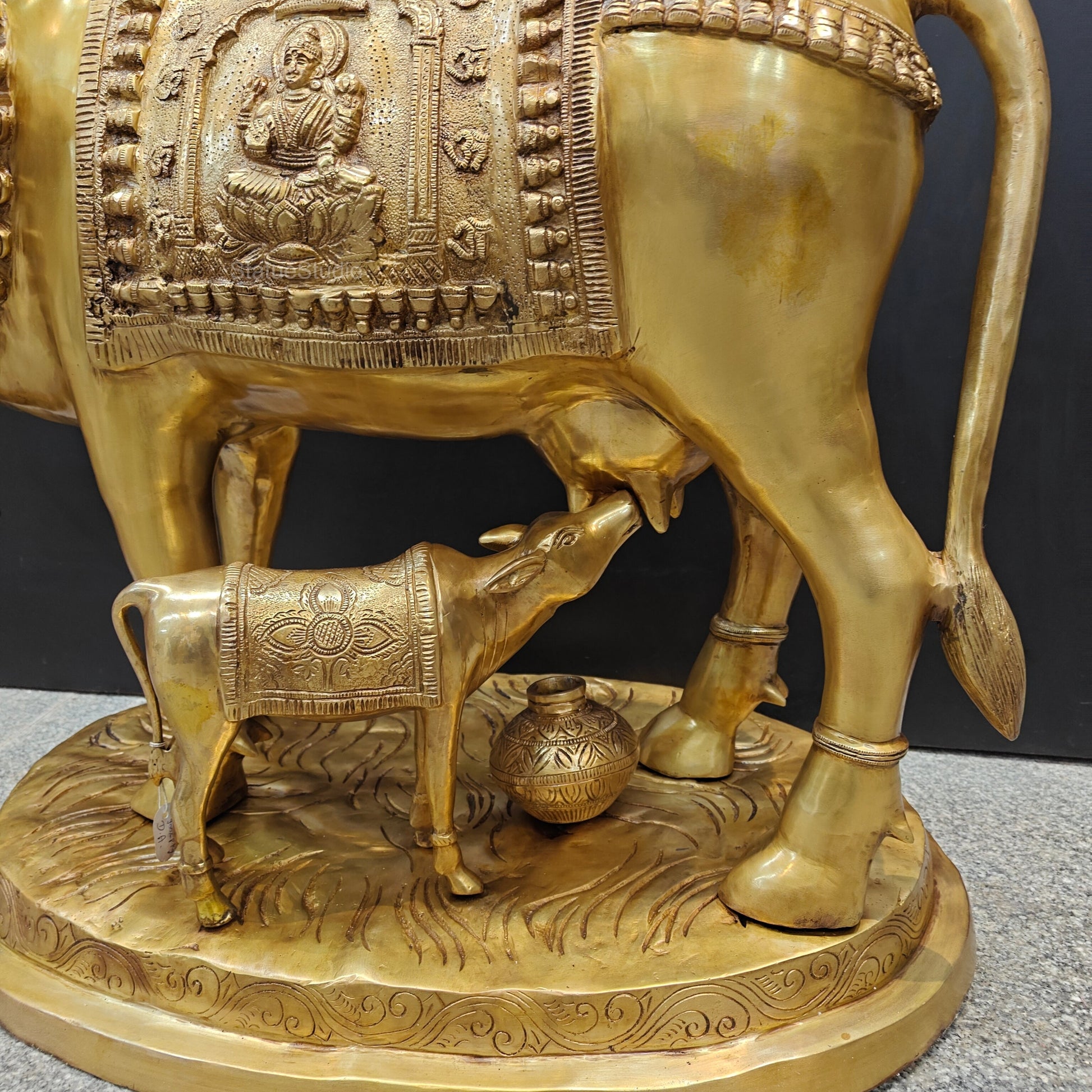 Brass Large Cow With Calf Lakshmi Ganesha Engraved 26 Inch - Image 7