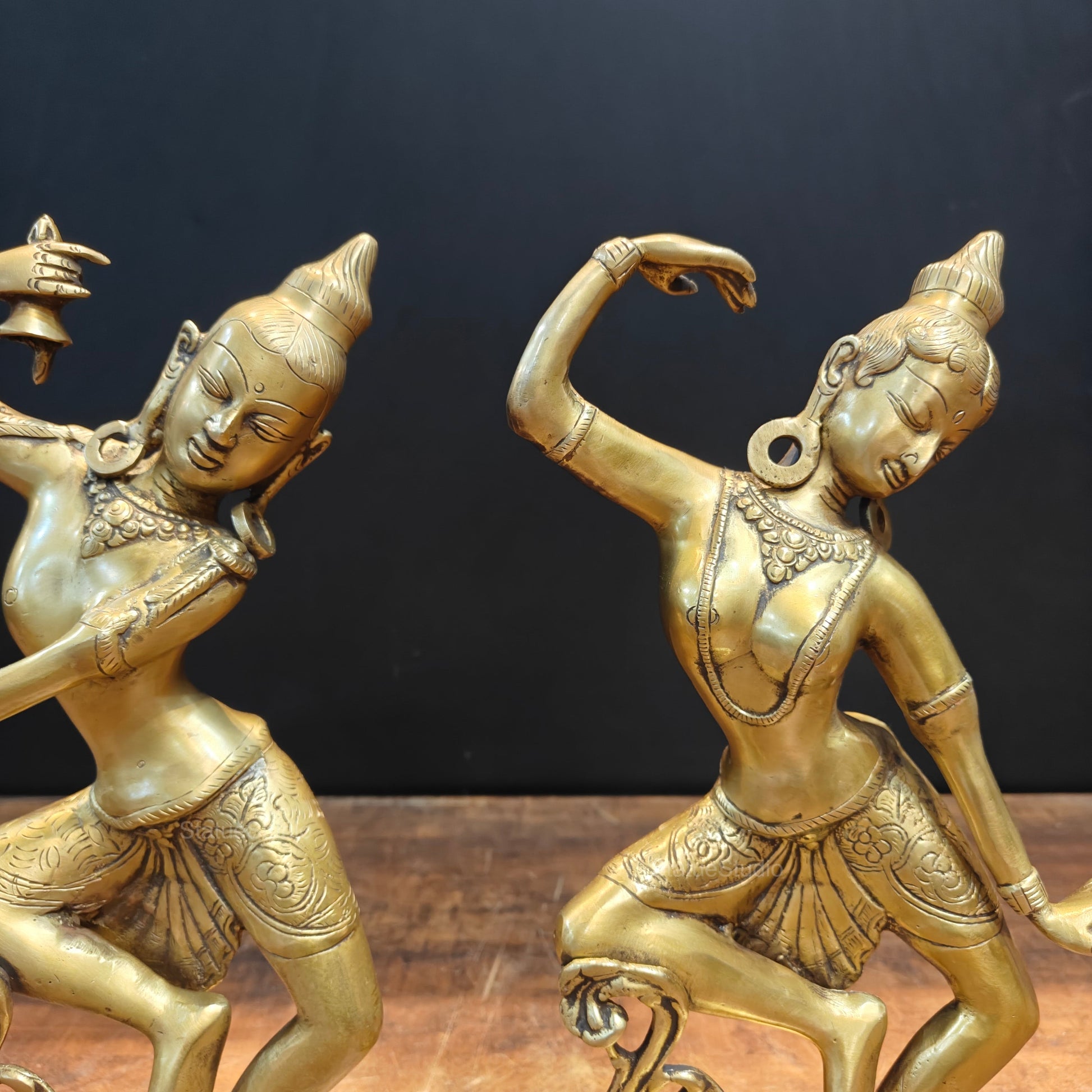 Brass Dancing Shiva Parvati Idols Sculpture 16 Inches - Image 4
