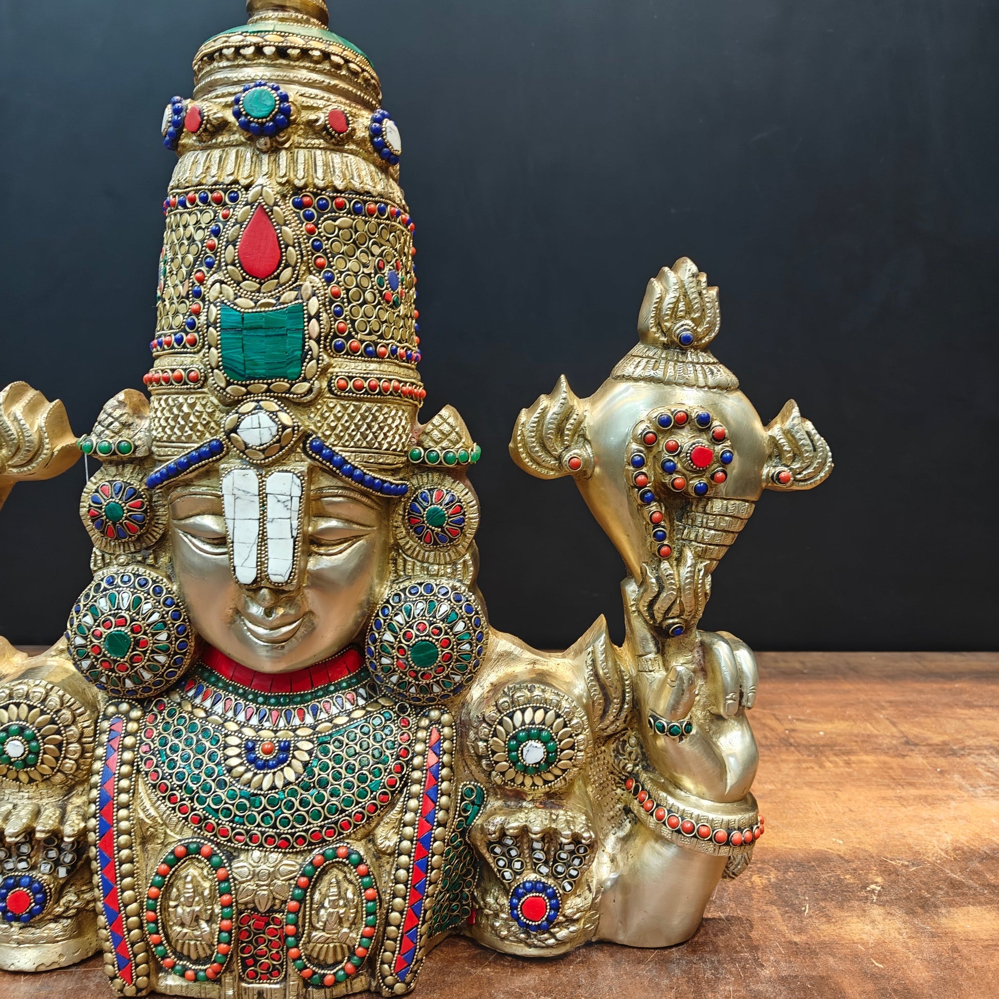 Brass Lord Venkateshwara Tirupati Balaji Face Wall Hanging 18 Inch - Image 7