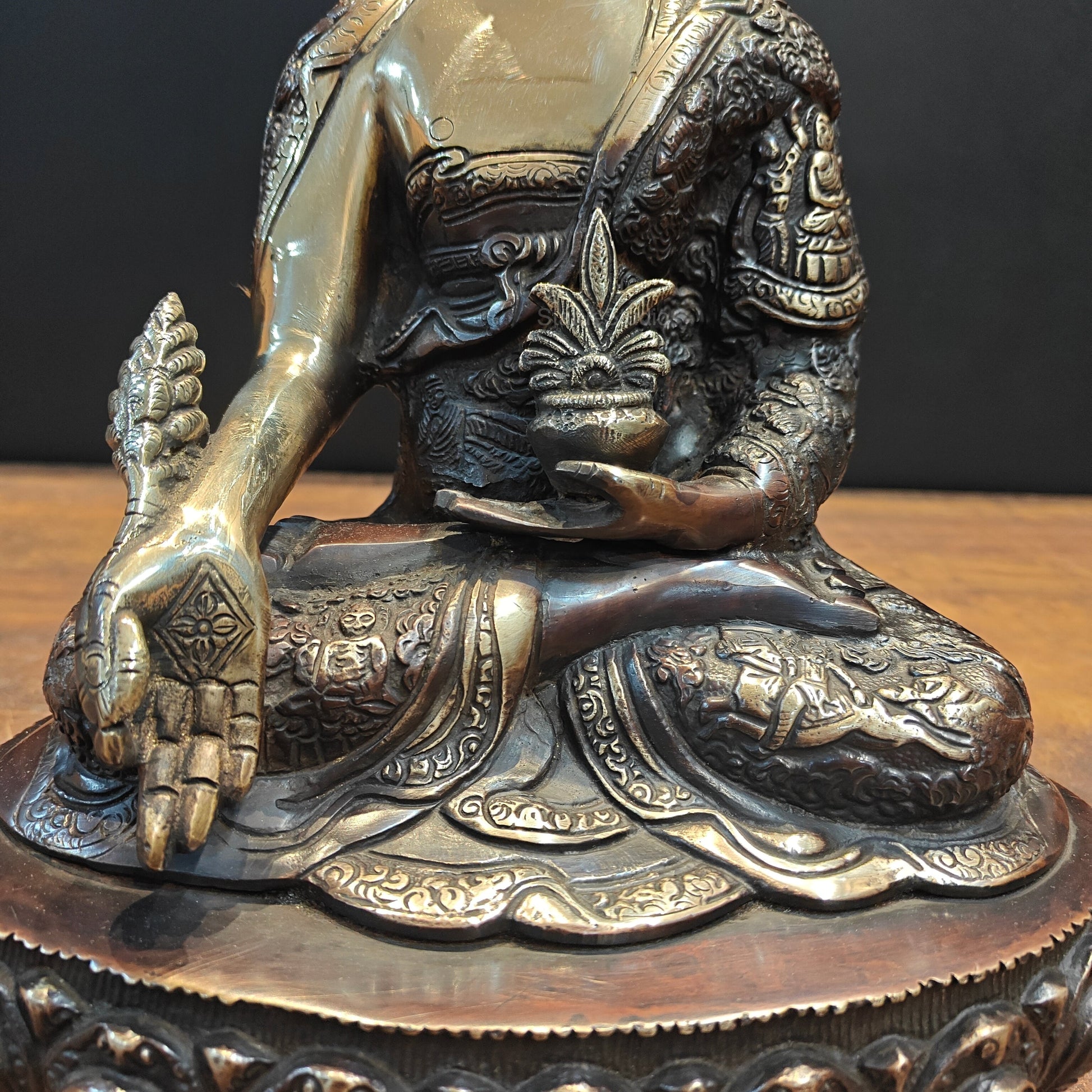 Brass Medicine Buddha Statue Antique Finish 14 Inch - Image 6