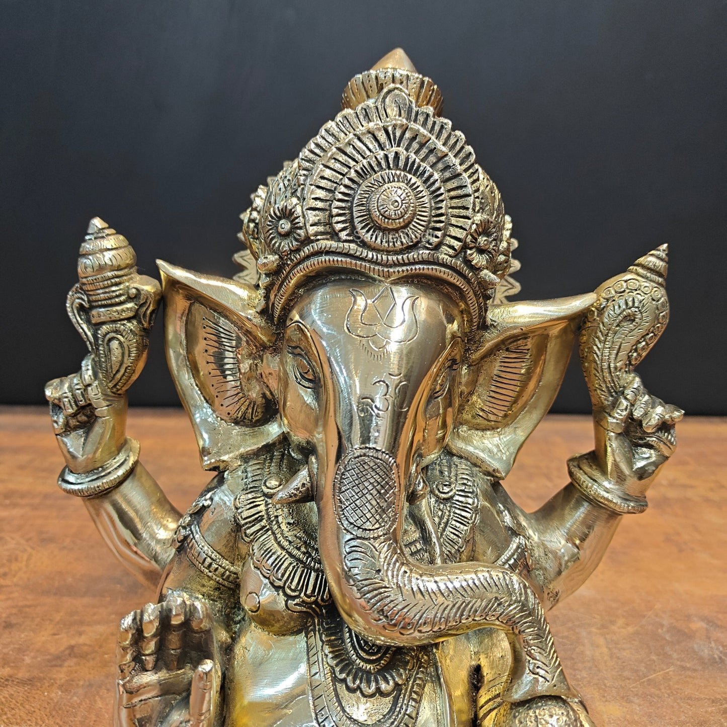Brass Fine Crafted Ganesha Idol For Home Decor 1 Feet