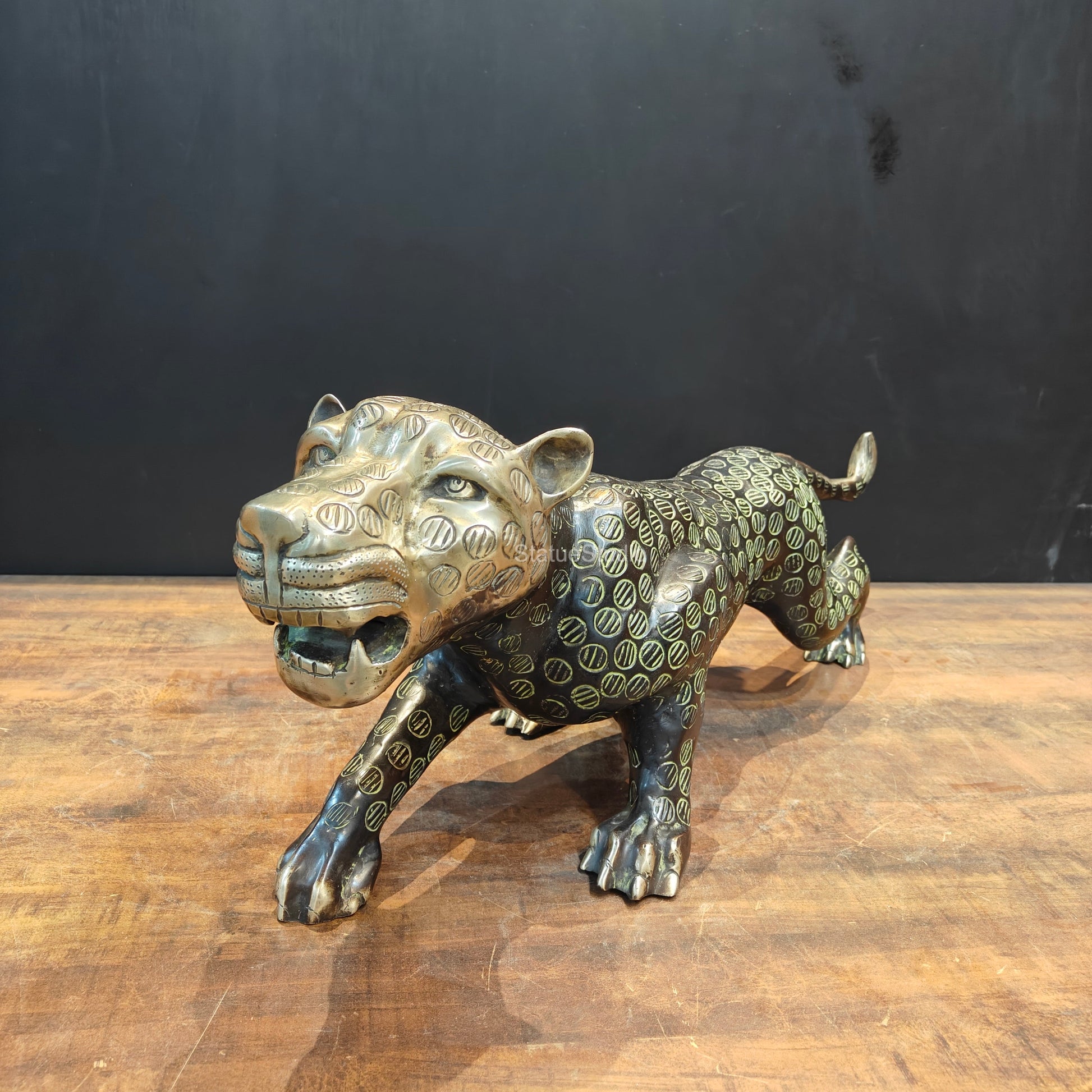 Brass Angry Leopard Figurines Showpieces Decor 34 Inches - Image 2