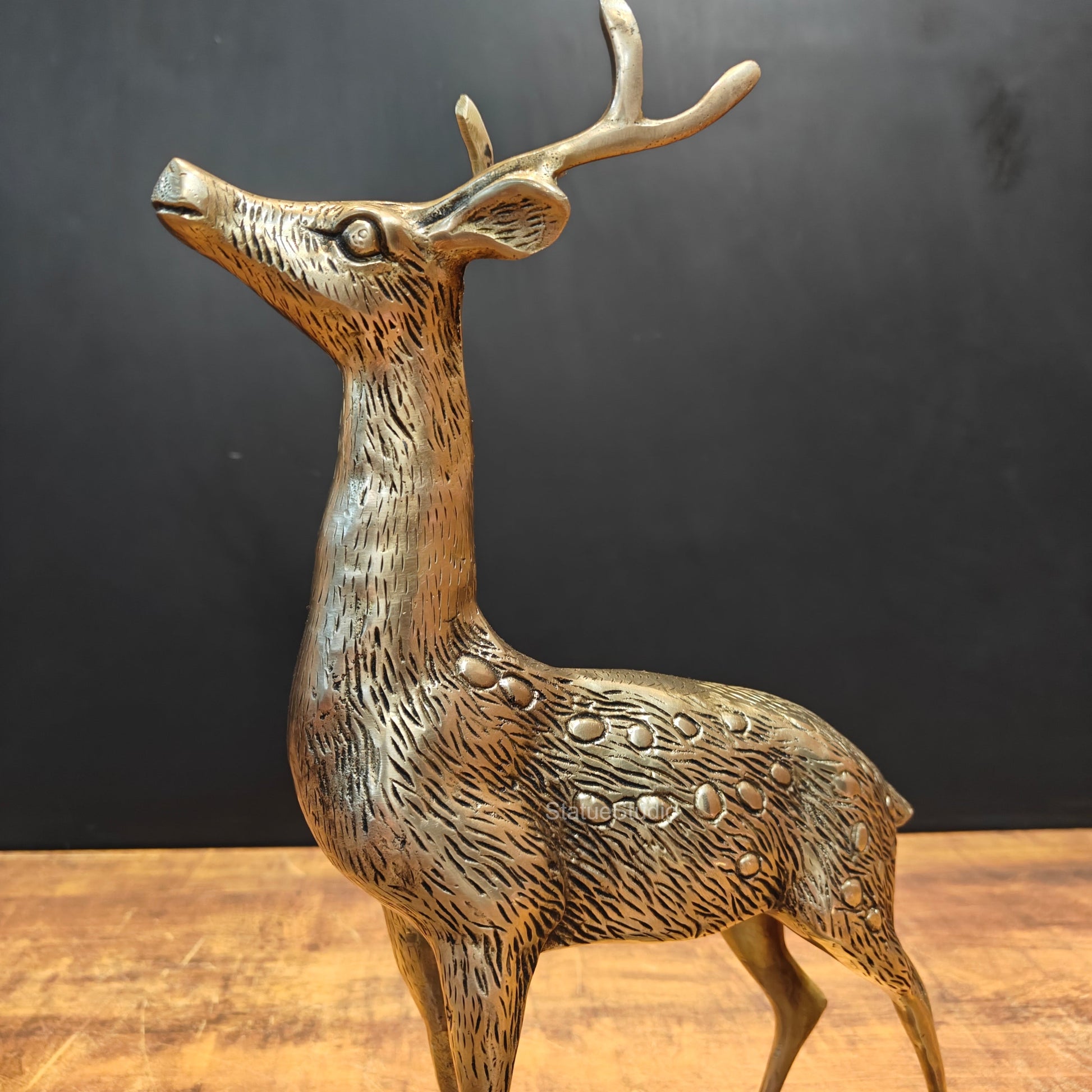 Brass Deer Pair For Vastu Showpiece Decorative 14 Inches - Image 5