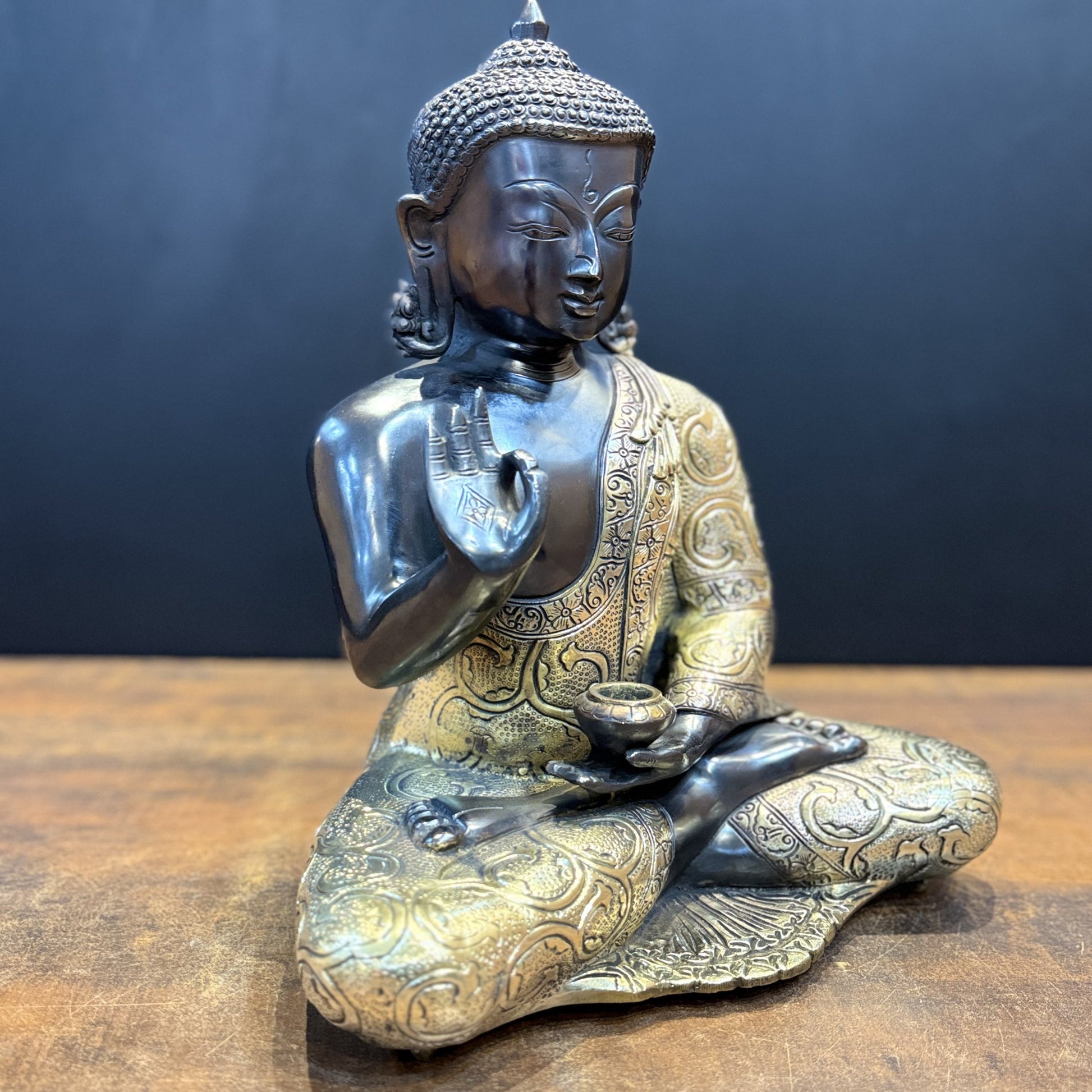 Brass Blessing Buddha Idol Antique Finish 17 Inches - Image 4