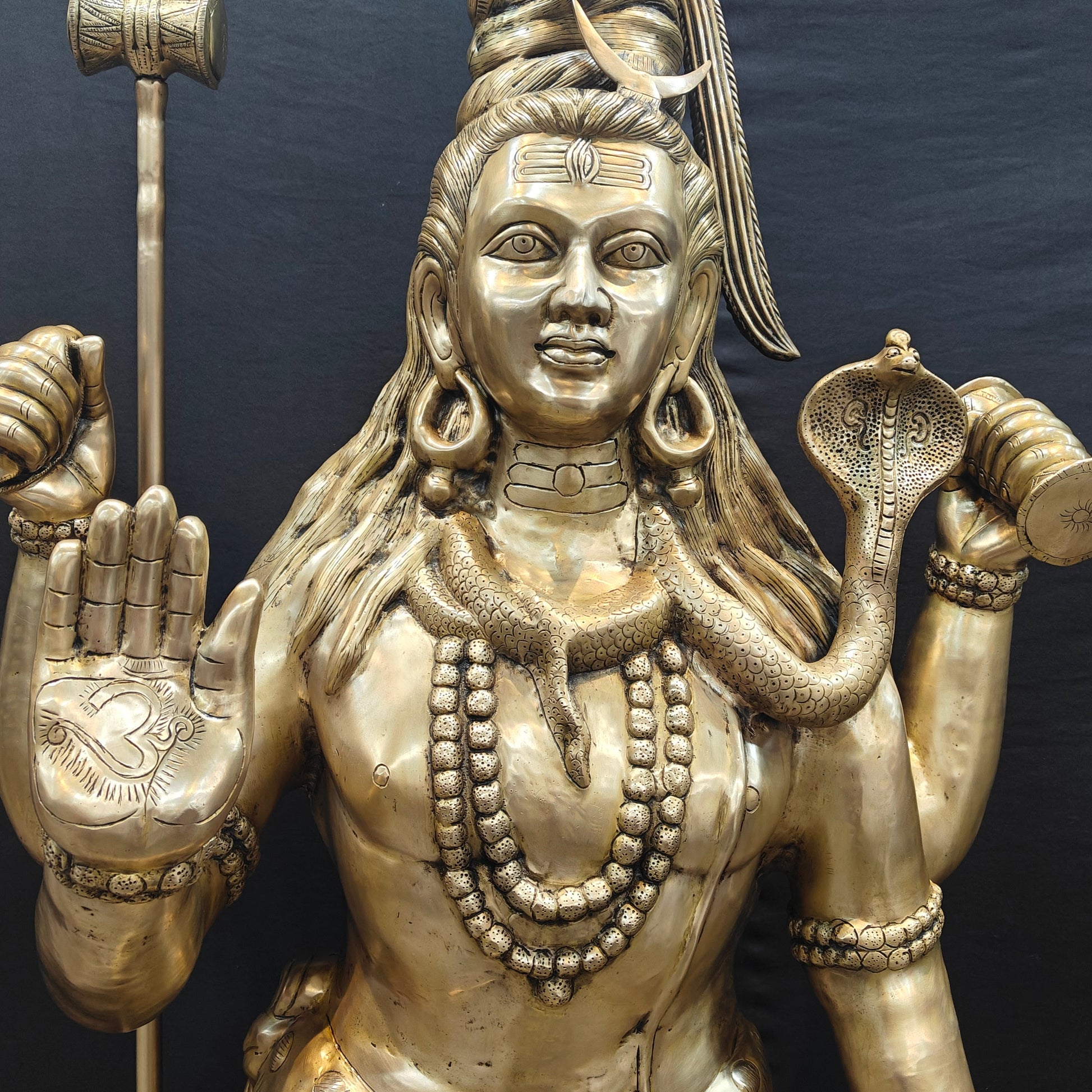Brass Large Majestic Standing Lord Shiva Statue 7 Feet - Image 9