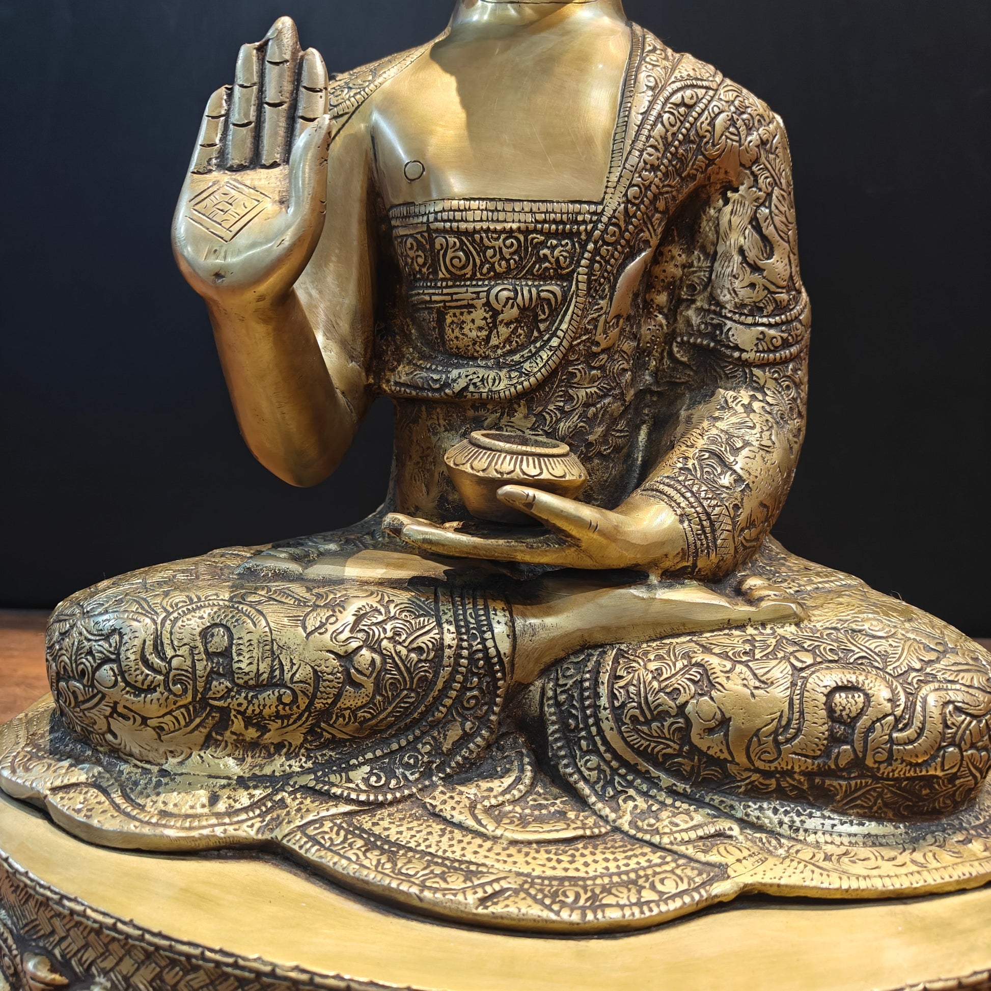 Brass Blessing Buddha Statue 2 Feet - Image 8