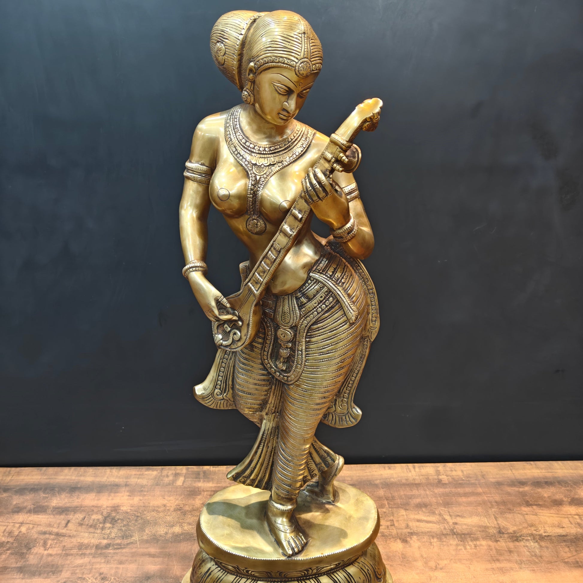 Brass Large Size Standing Goddess Saraswati Idol 3 Feet - Image 5