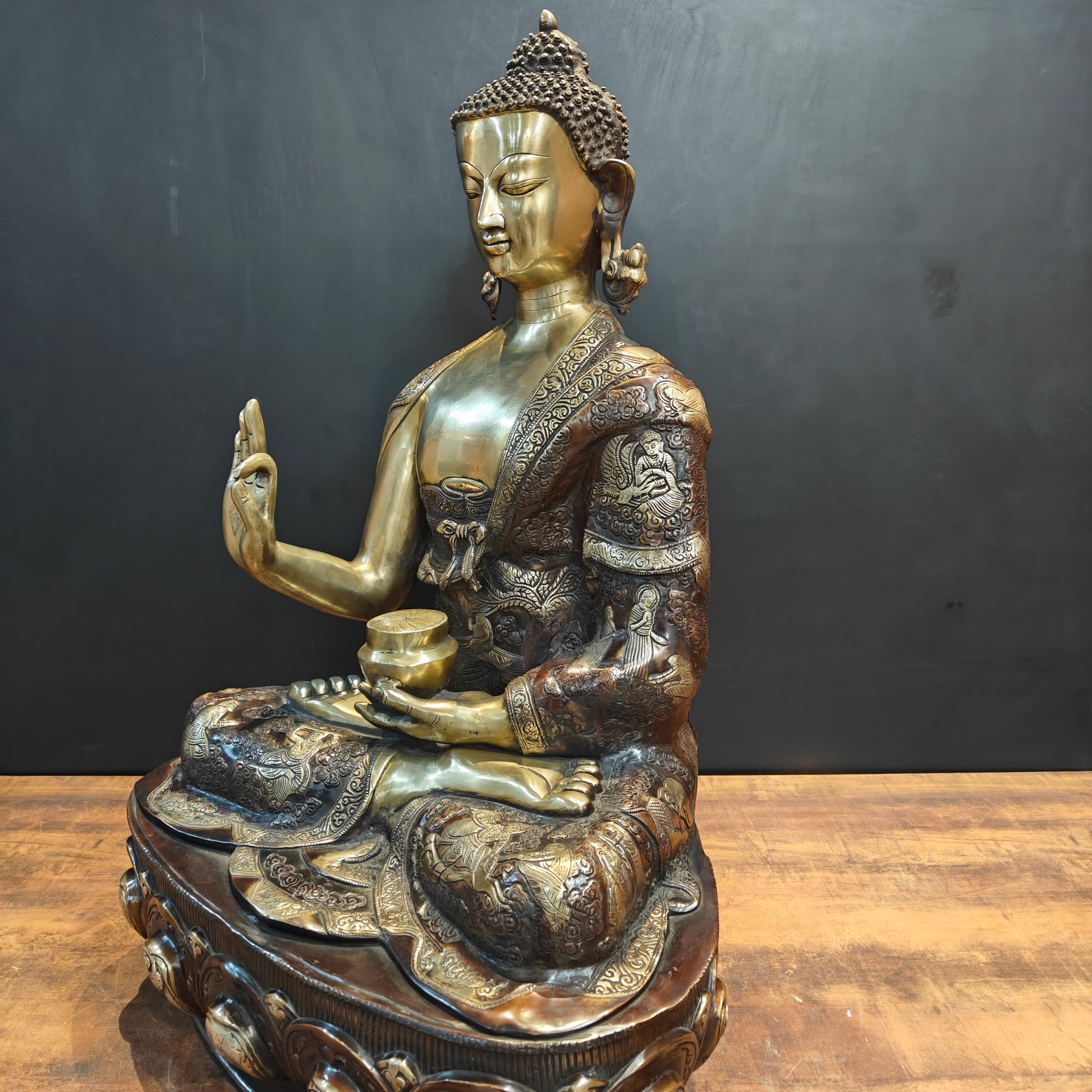 Brass Buddha Statue Lifestory Aashirwaad Mudra 33 Inch - Image 7