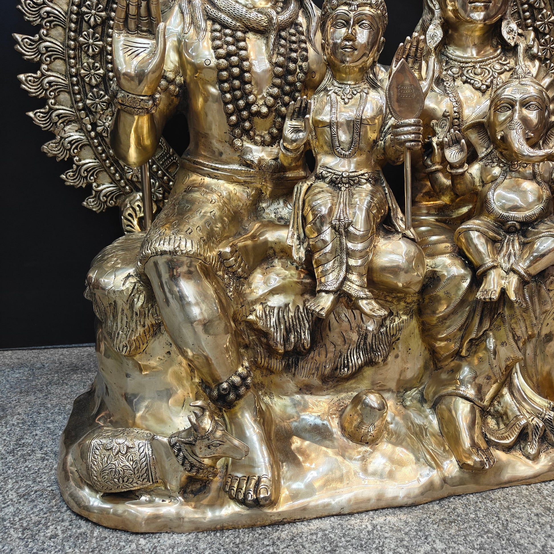 Brass Large Size The Complete Shiva Parivar Idol 45 Inches - Image 11