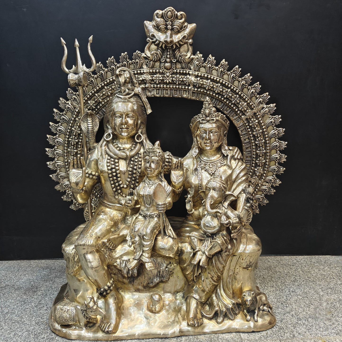 Brass Large Size The Complete Shiva Parivar Idol 45 Inches