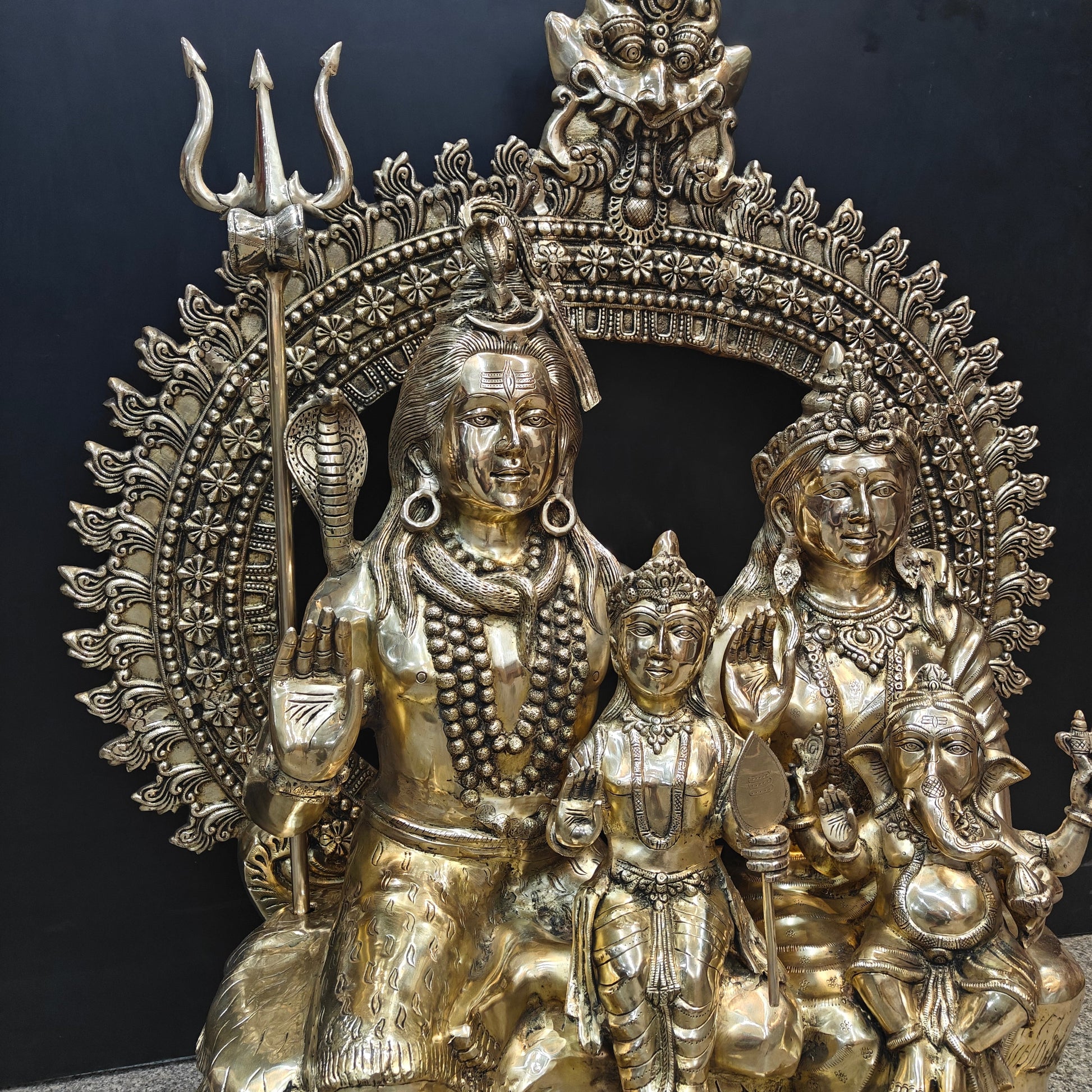 Brass Large Size The Complete Shiva Parivar Idol 45 Inches - Image 9