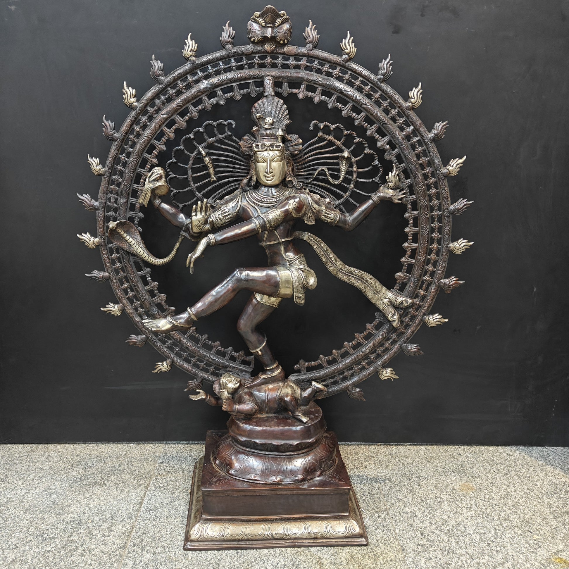 Brass Dancing Shiva as Nataraja Statue Antique Finish 4 Feet - Image 7