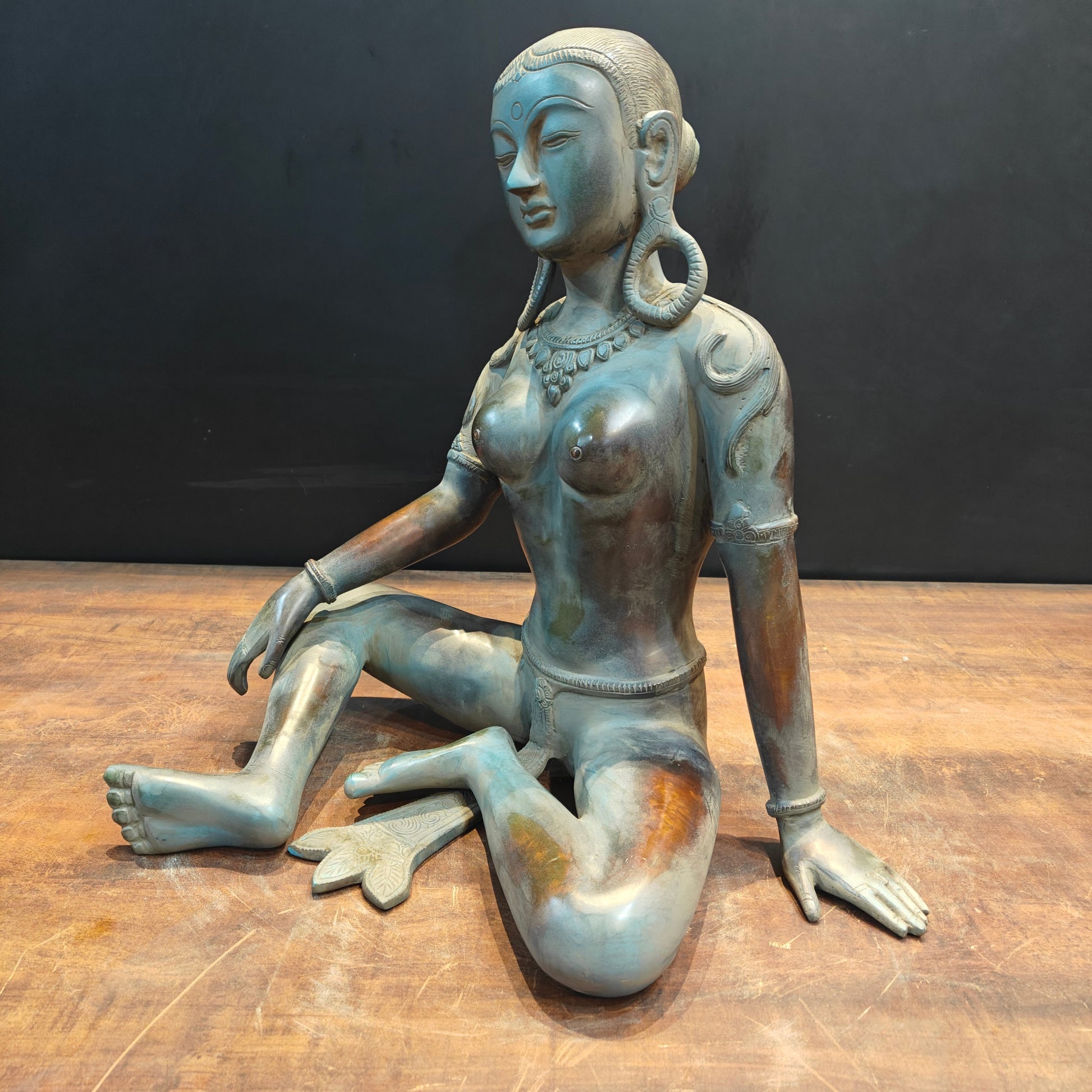 Brass Seated Nepalese Parvati Idol Antique Patina Finish 1.5 Feet - Image 5