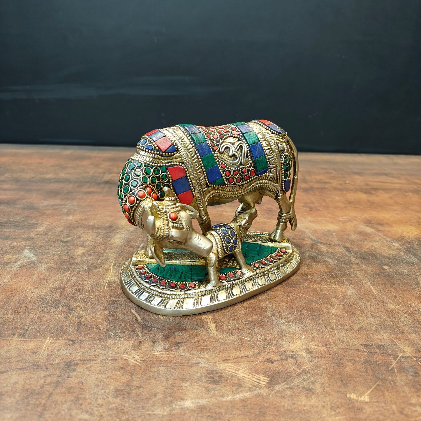 Brass Cow and Calf Statue Stone Work For Home Decor 6 Inch