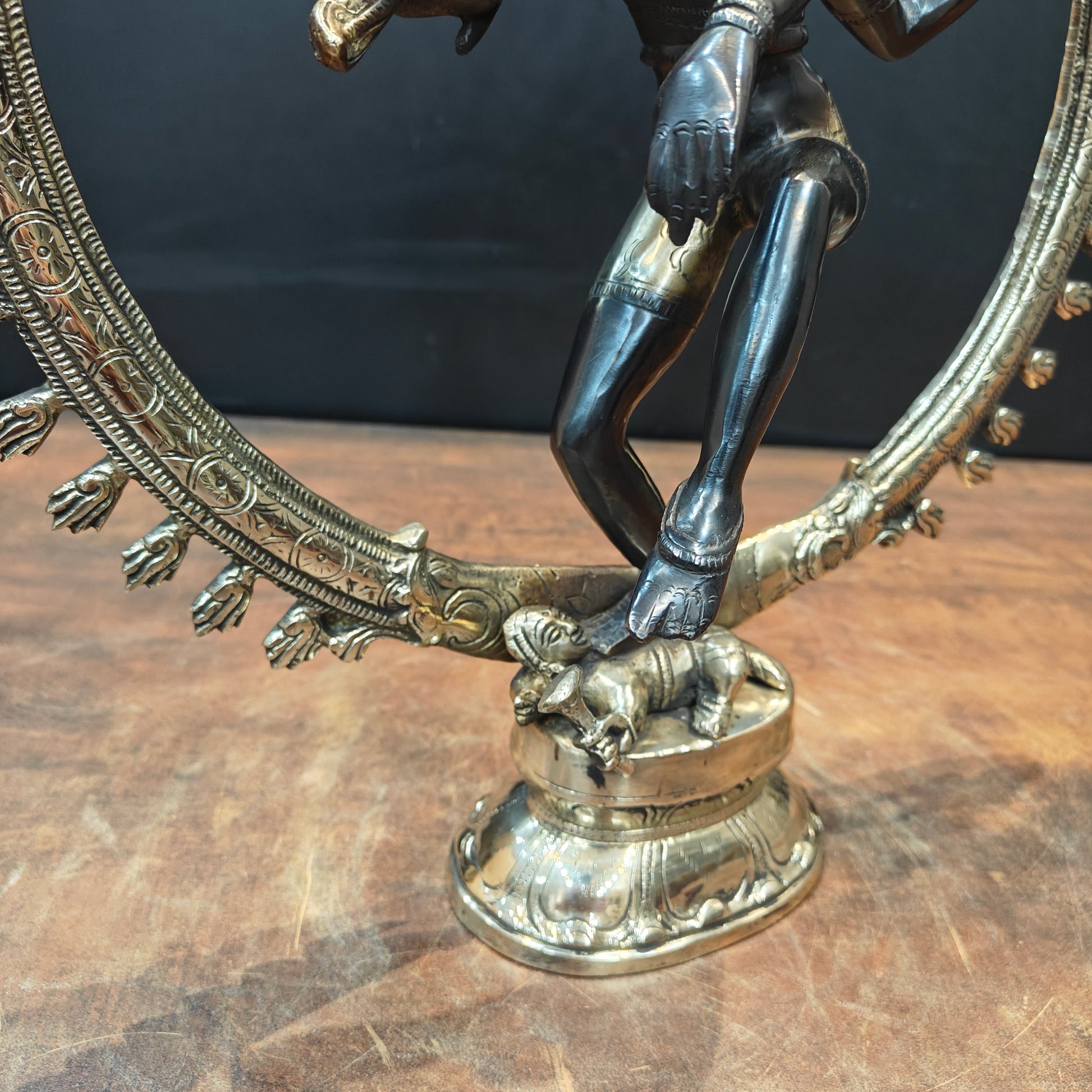 Brass Lord Shiva As Nataraja Statue Dual Tone Finish 1.5 Feet - Image 8
