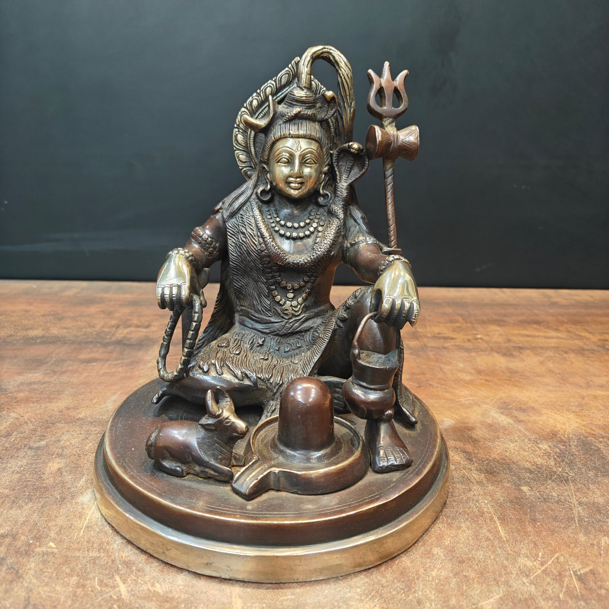 Brass Lord Shiva Statue With Nandi & Shiv Ling Brown Gold Finish 9 Inch - Image 3