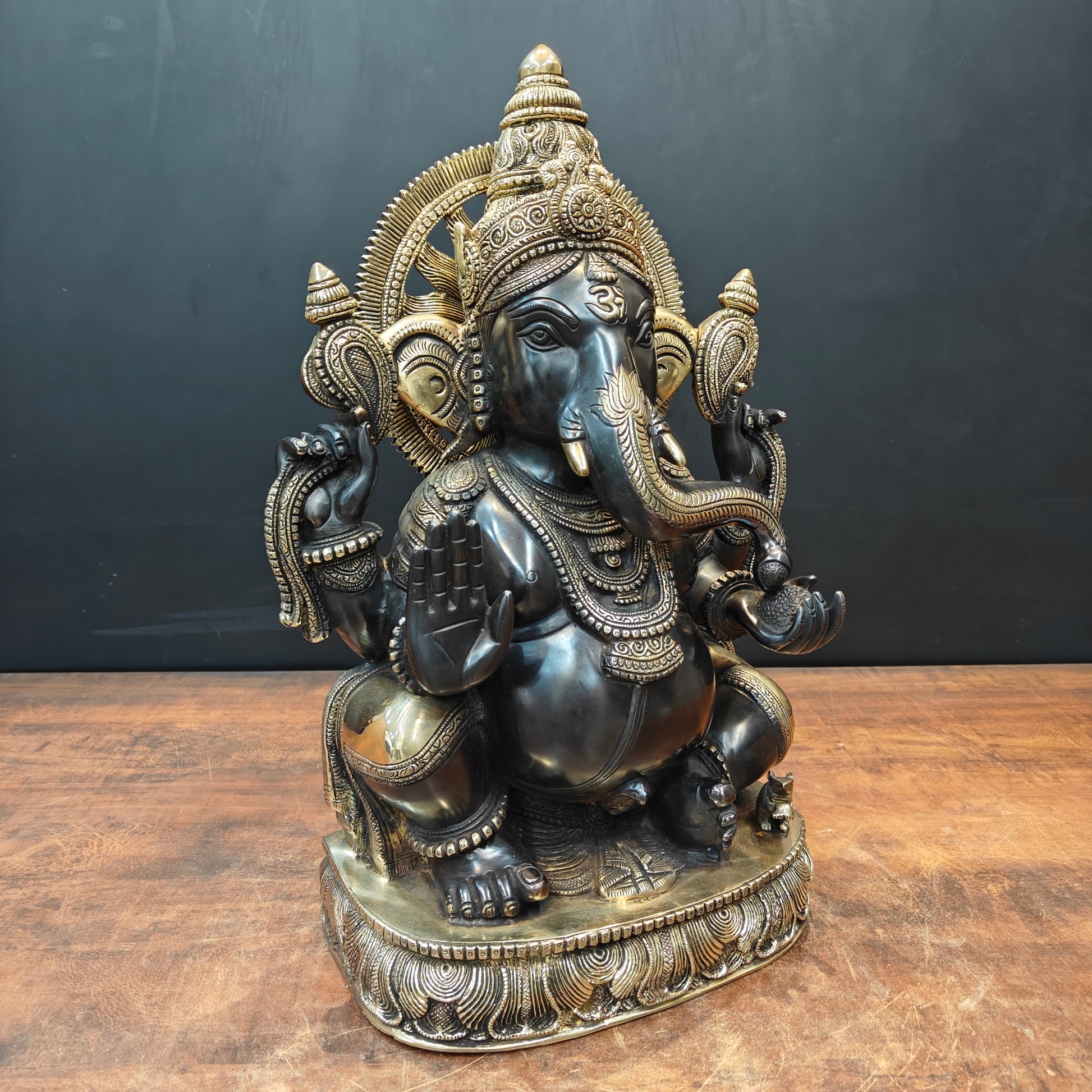 Brass Superfine Ganesha Idol Black Patina Finish 20 Inch - Image 5