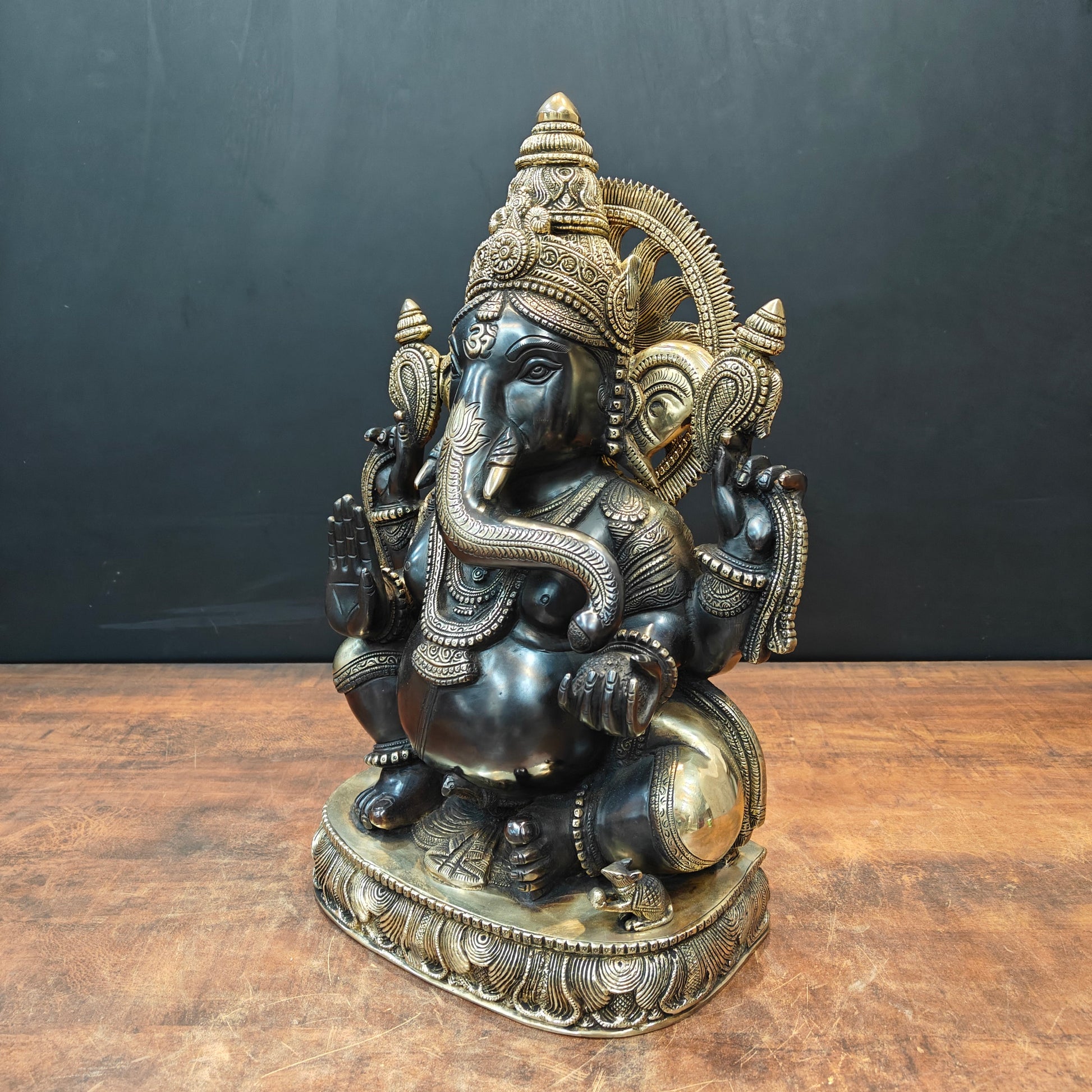 Brass Superfine Ganesha Idol Black Patina Finish 20 Inch - Image 6