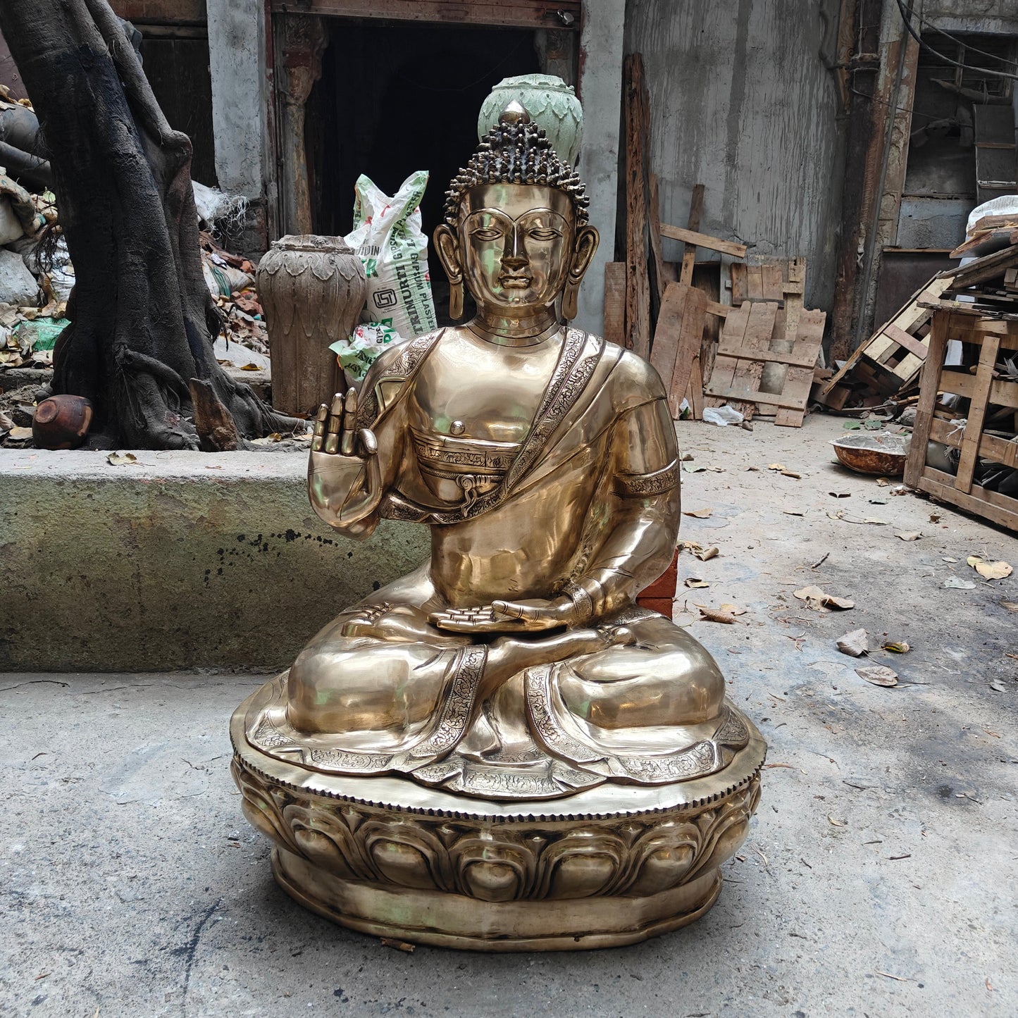 Brass Large Blessing Buddha Statue For Showpiece 4 Feet