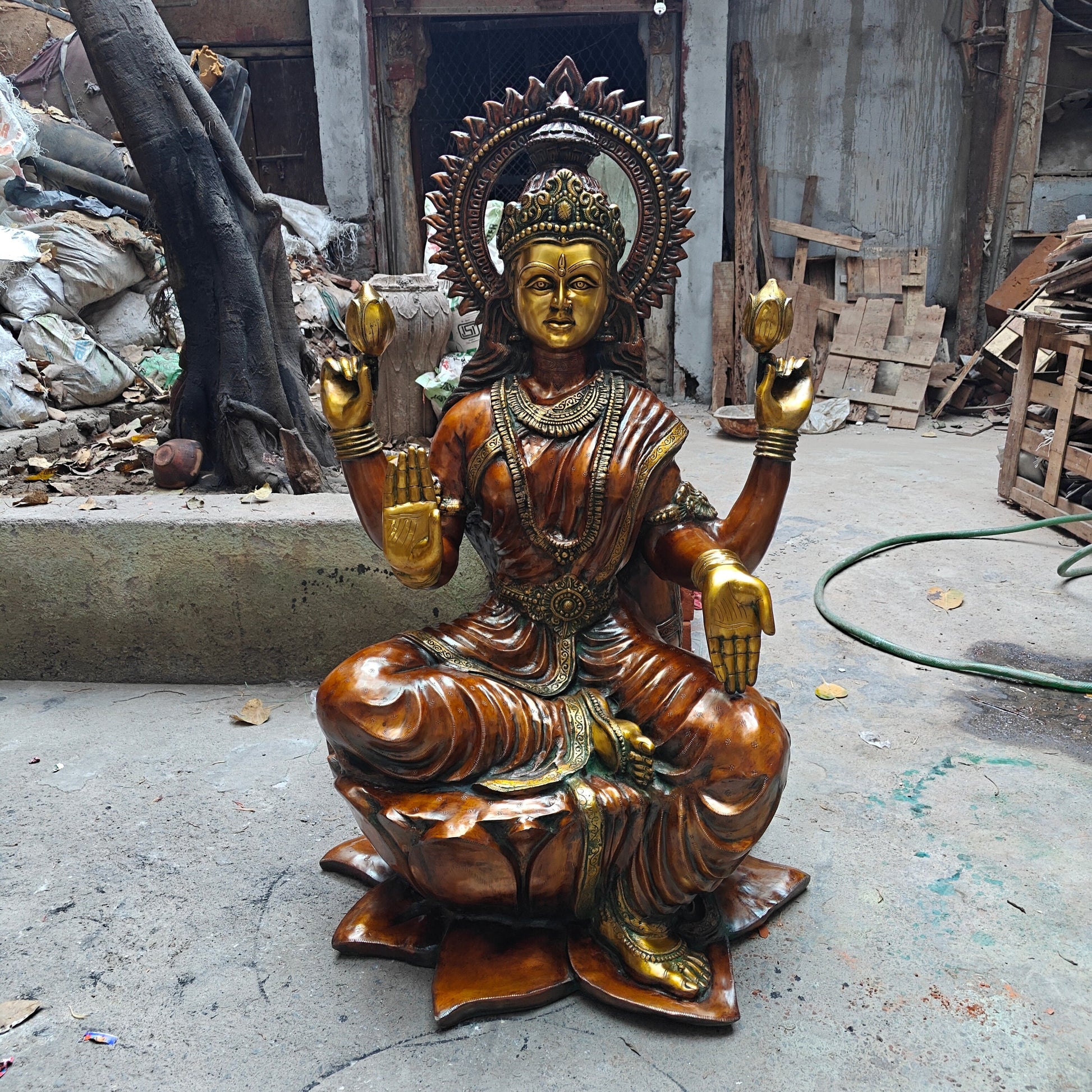 Brass Large Goddess Of Wealth Lakshmi Idol Orange Patina Finish 4.5 Feet - Image 5
