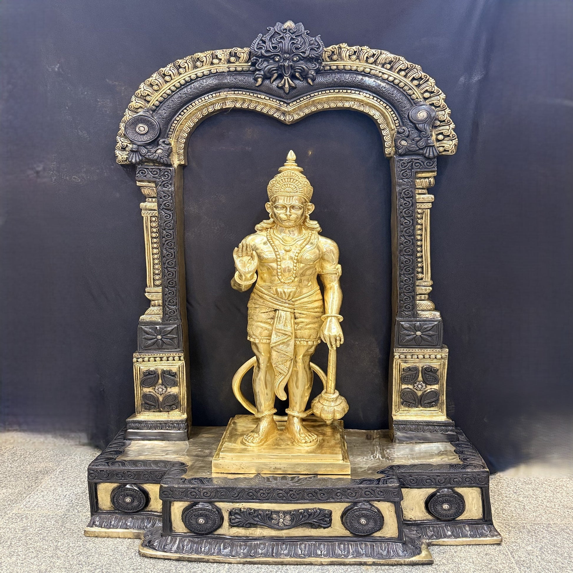 Brass Large Superfine Standing Hanuman Statue With Frame 5 Feet - Image 5