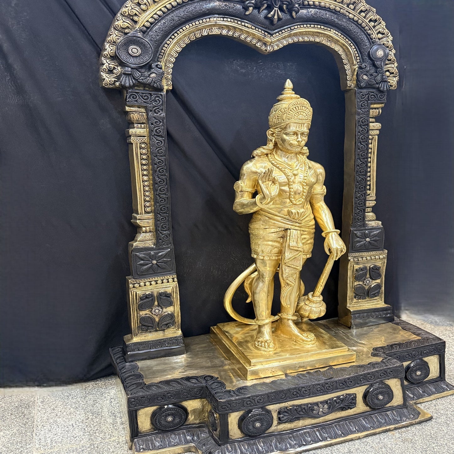 Brass Large Superfine Standing Hanuman Statue With Frame 5 Feet