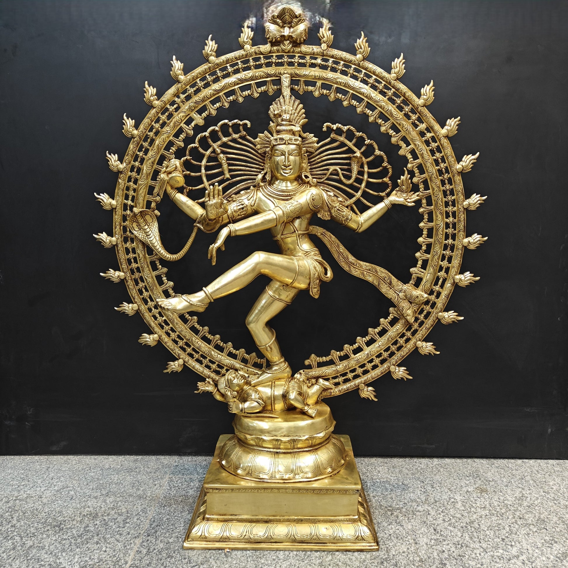 Brass Nataraja Statue as Dancing Shiva Golden Finish 4 Feet - Image 3