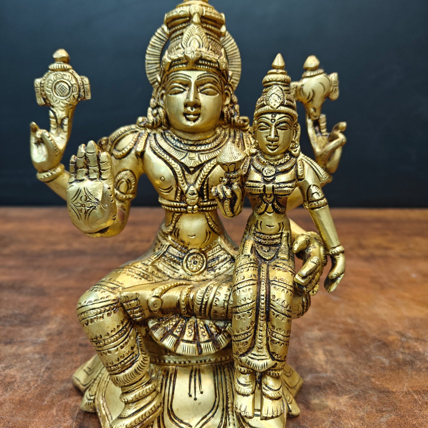 Brass Fine Vishnu Lakshmi Idols Seated On Lotus Golden Finish 9 Inch