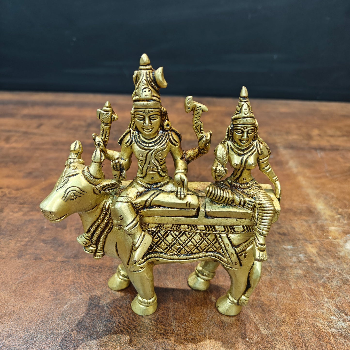 Brass Fine Exquisite Shiva Parvati Statue Seated on Nandi 6.5 Inch