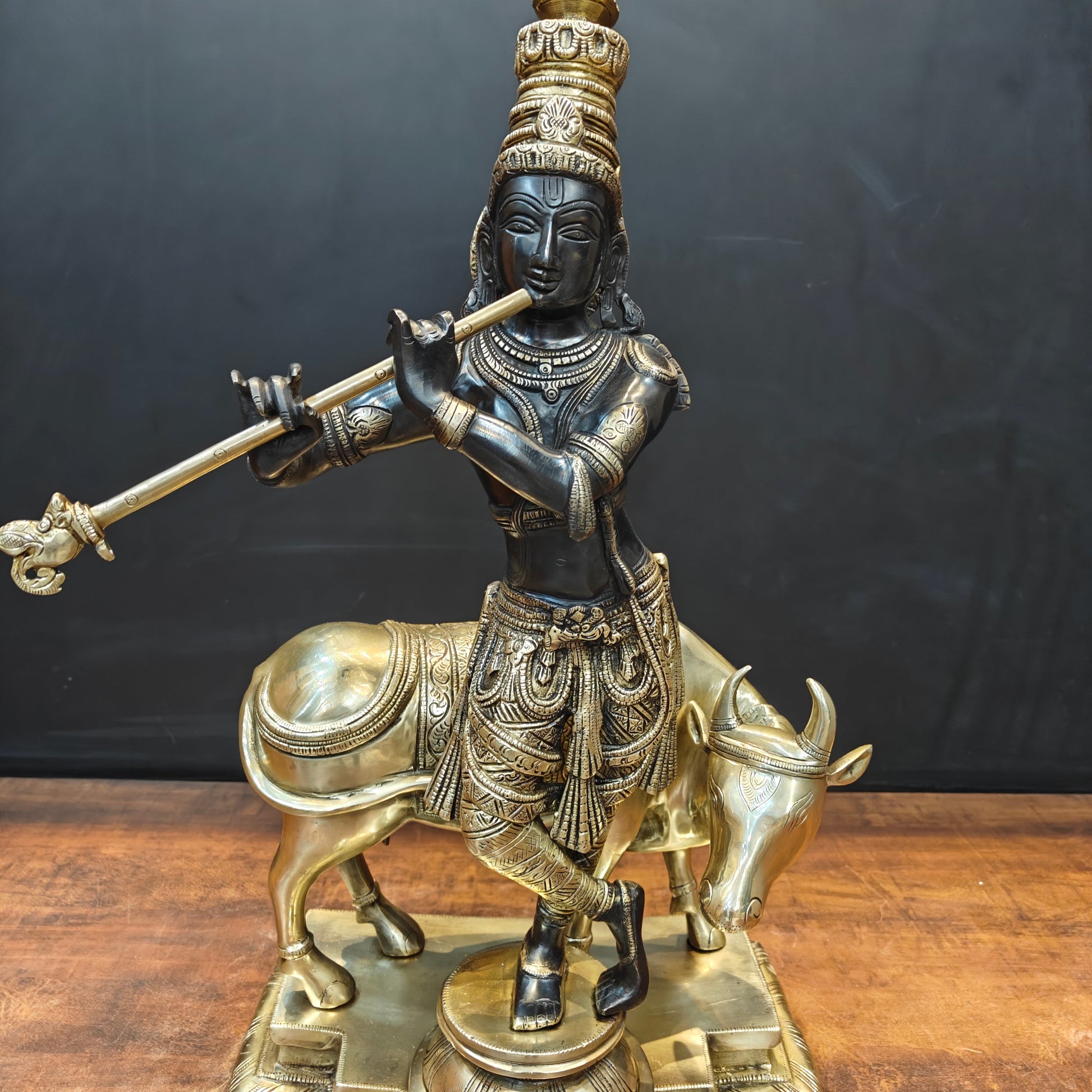 Brass Krishna Idol With Cow Black Gold Finish 26 Inch - Image 4