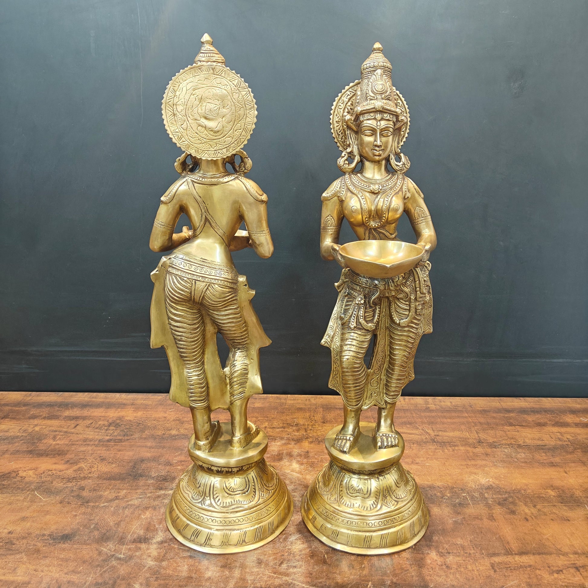 Brass Deeplakshmi Pavaai Vilakku Statue Pair Showpiece For Home Decor 29 Inch - Image 7