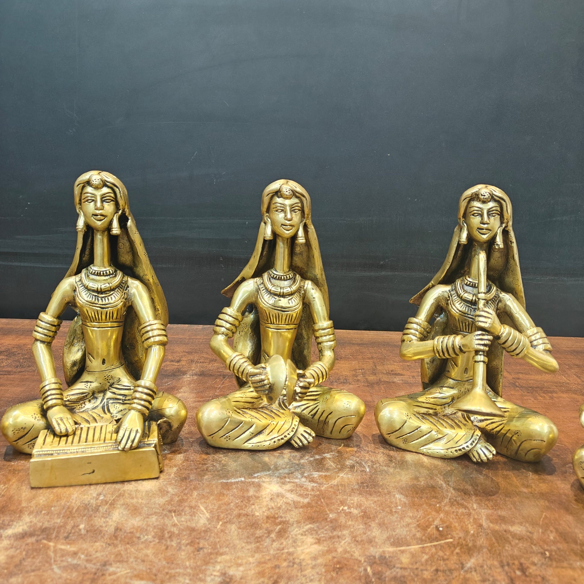 Brass Rajasthani Lady Musicians Set of 5 Showpieces 10 Inches - Image 6