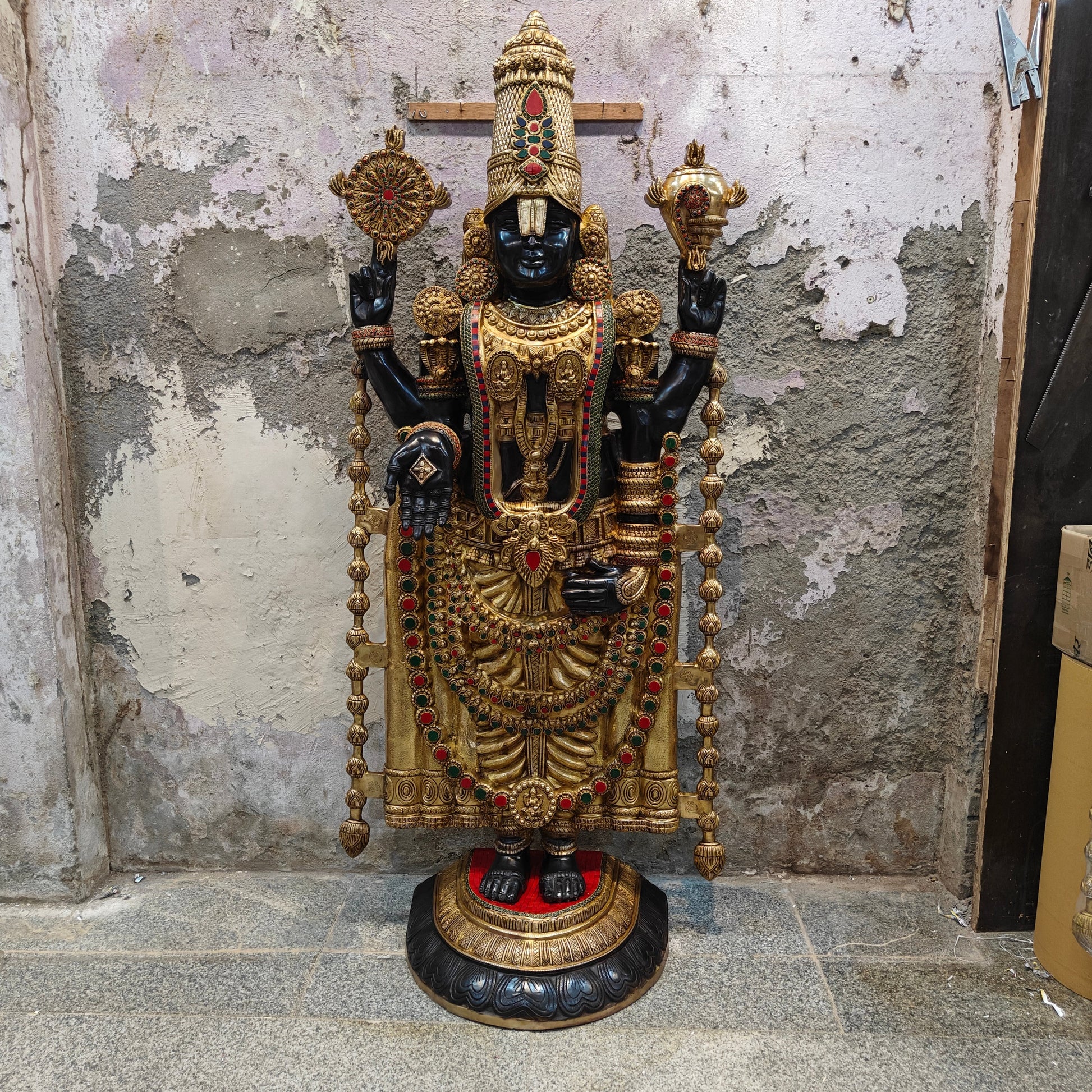 Brass Large Tirupati Balaji Idol Venkateshwara Swamy For Home Decor 6 Feet - Image 9