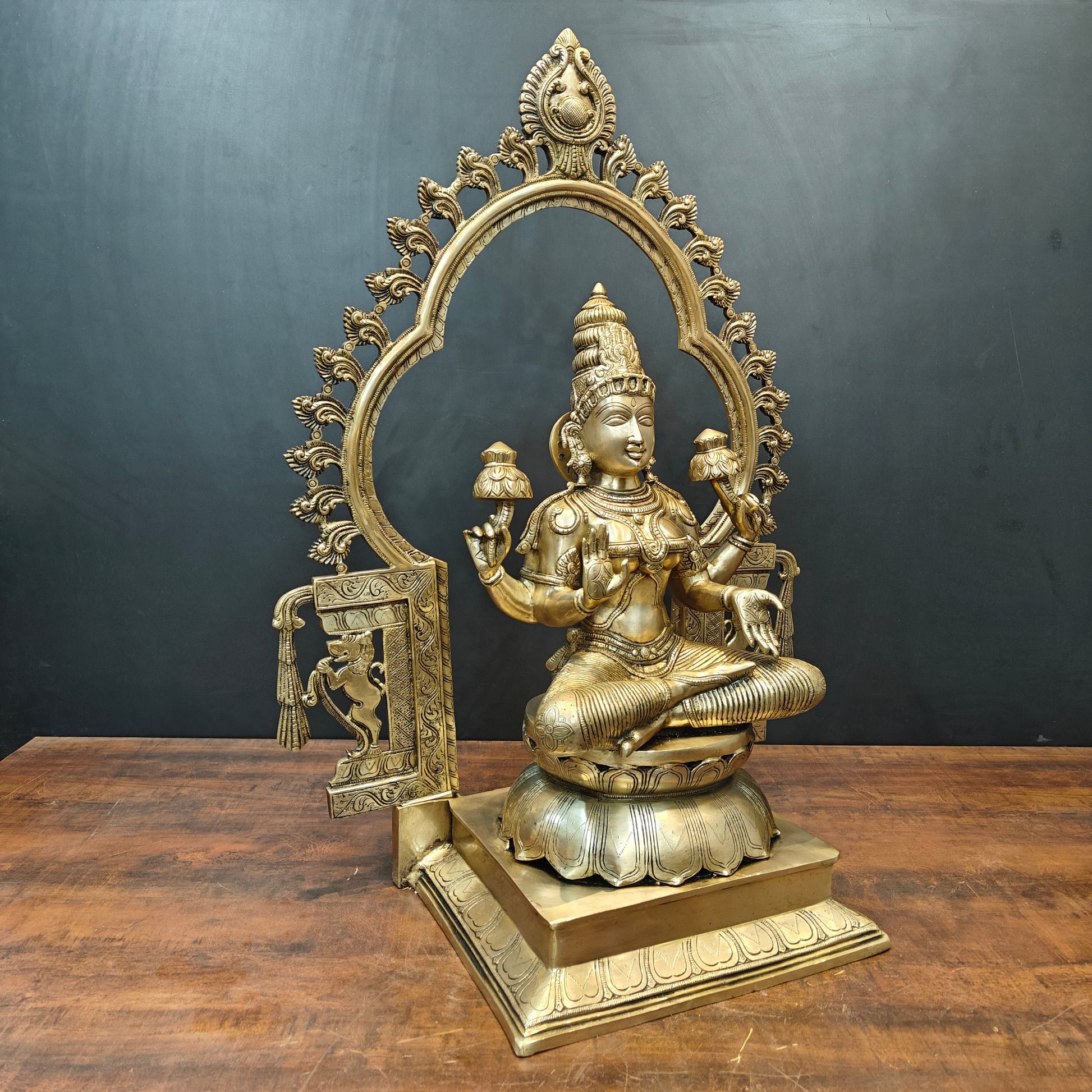 Brass Large Goddess Lakshmi Idol With Frame 32 Inch - Image 3