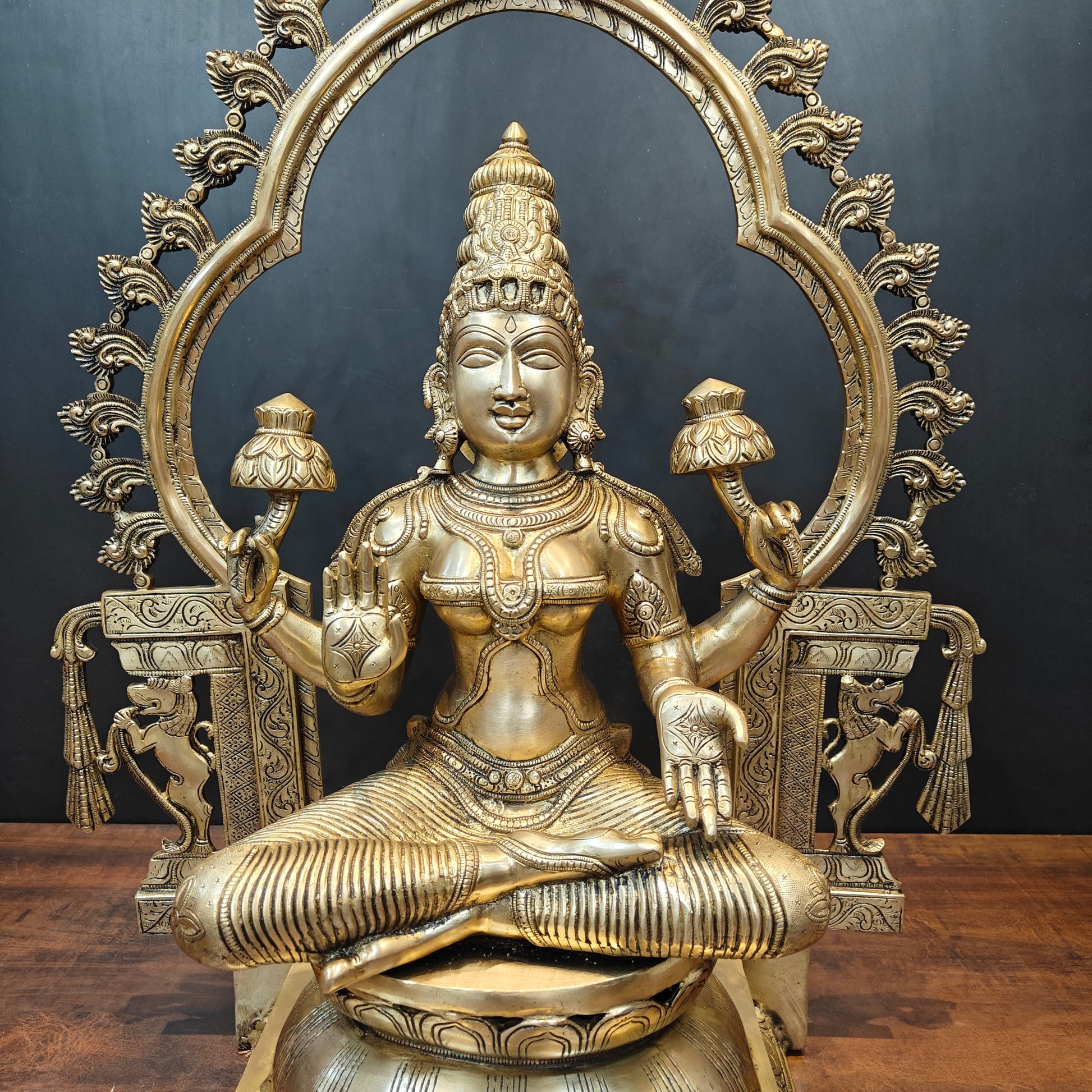 Brass Large Goddess Lakshmi Idol With Frame 32 Inch - Image 6