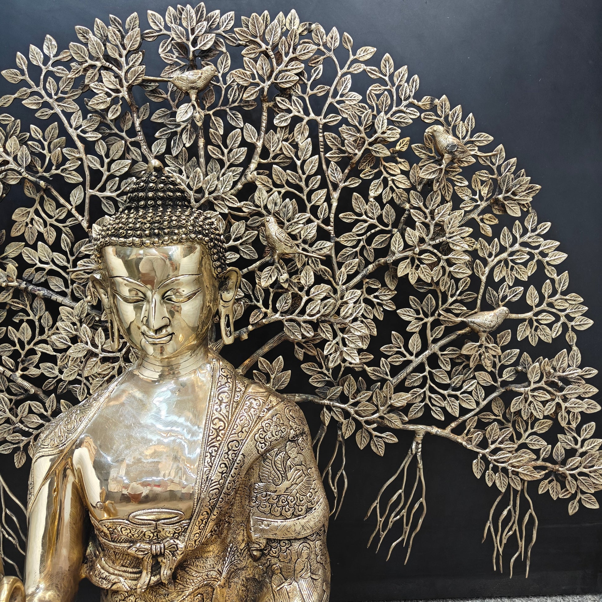 Brass Large Buddha Idol With Bodhi Tree For Home Decor 41 Inches - Image 6