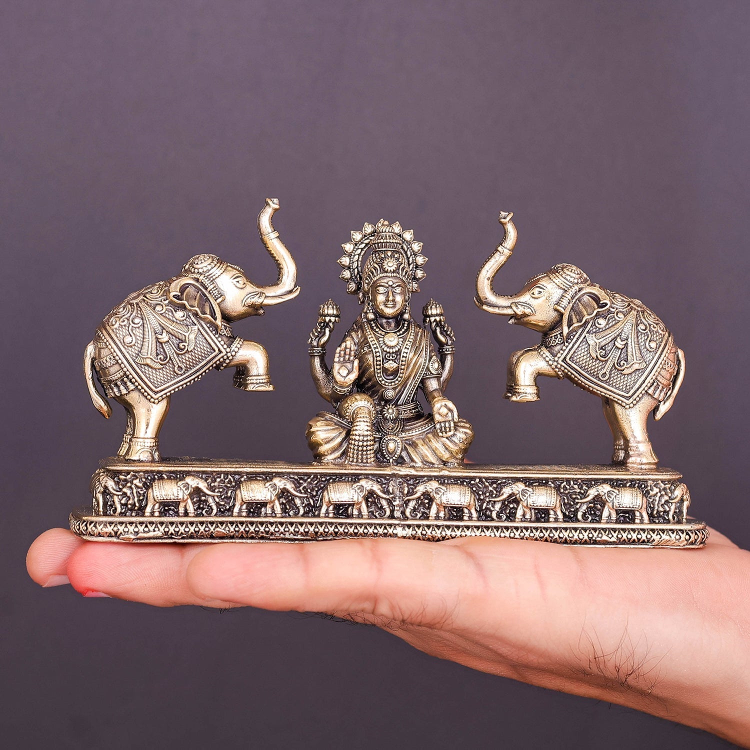 Brass Superfine Goddess Gajalakshmi Idol 6 Inch - Image 3