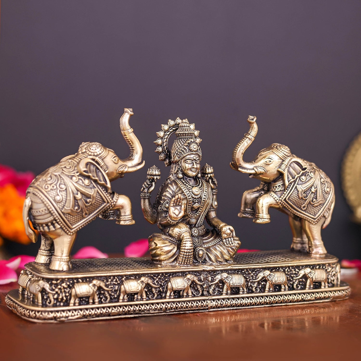 Brass Superfine Goddess Gajalakshmi Idol 6 Inch - Image 5