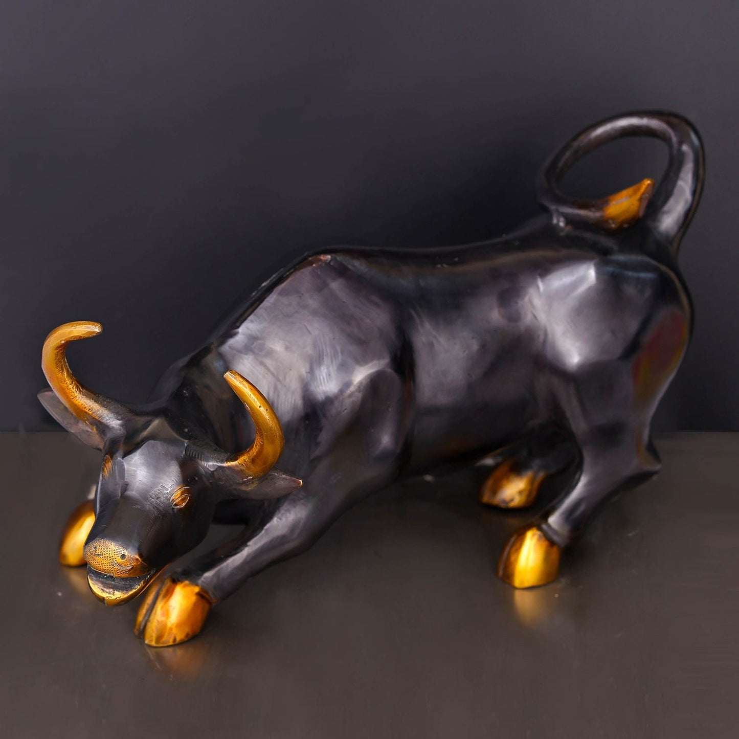 Brass Stock Market Bull Statue Black Patina Finish For Decor Showpiece 12 Inch