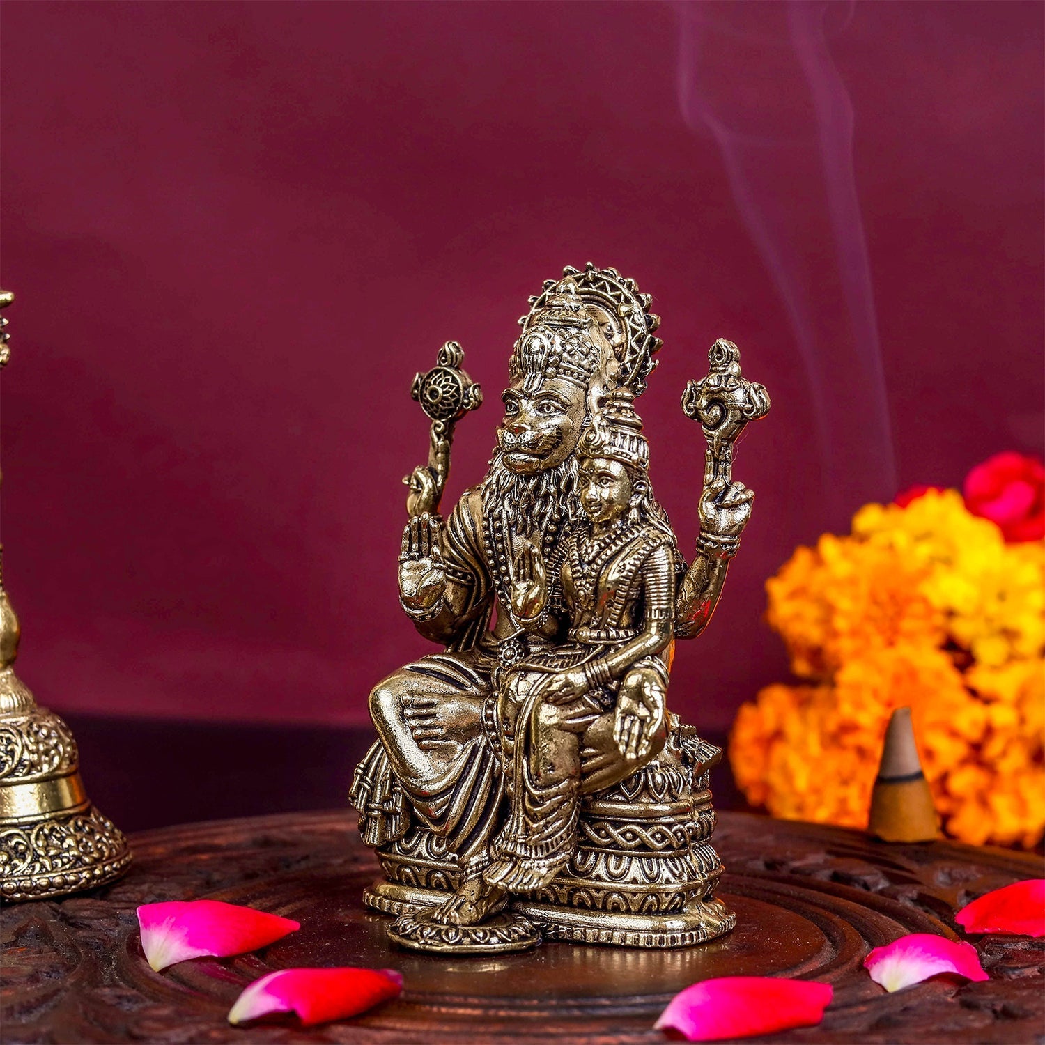 Brass Superfine Narasimha Lakshmi Idols 4 Inch - Image 4