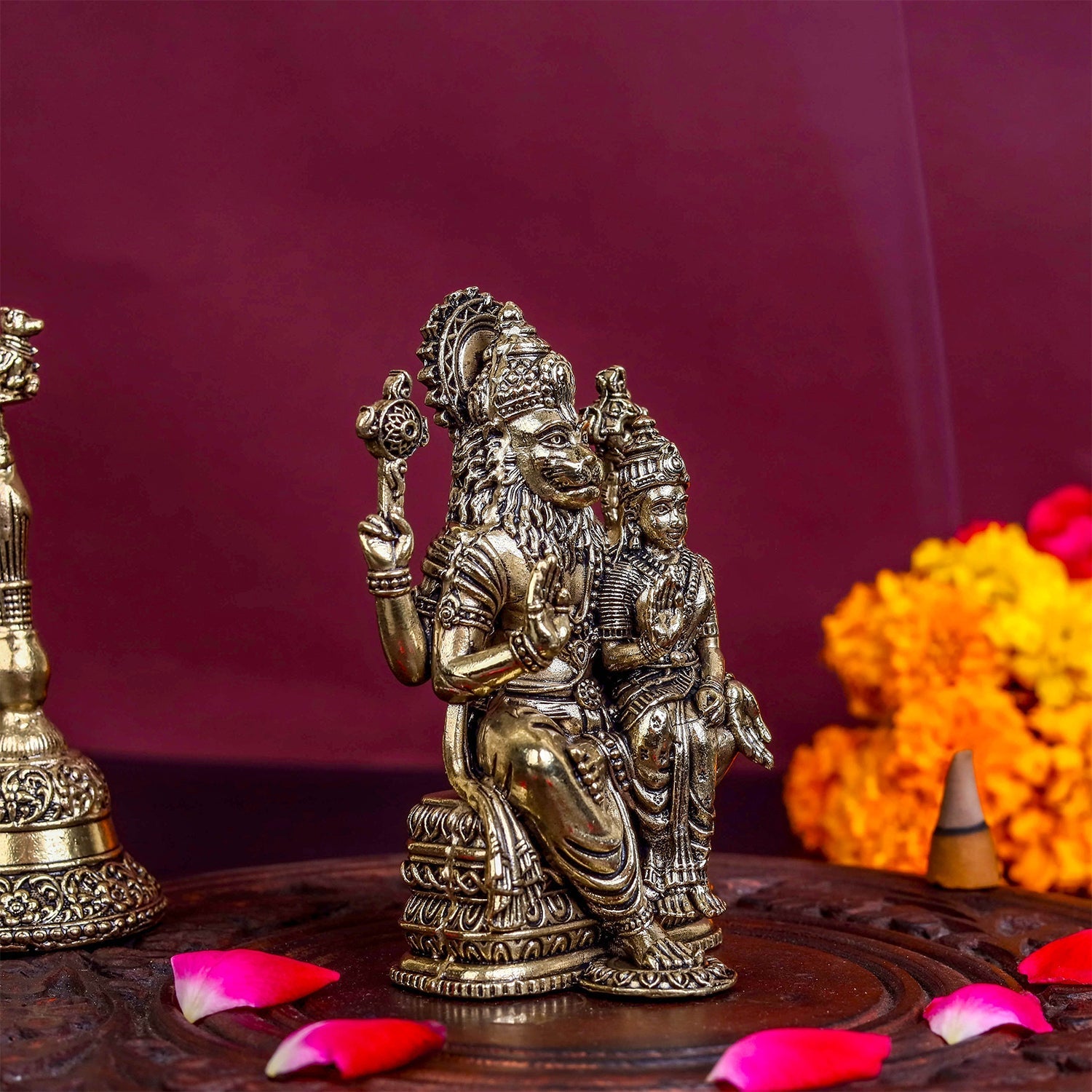 Brass Superfine Narasimha Lakshmi Idols 4 Inch - Image 3