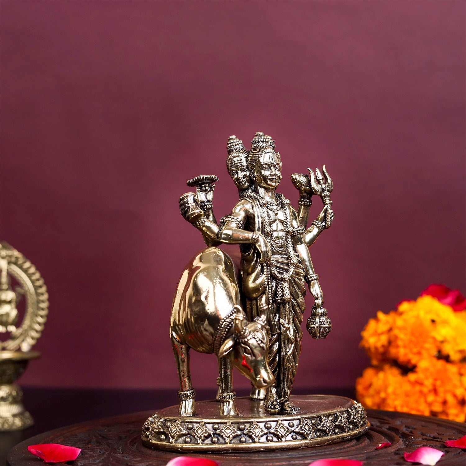 Brass Superfine Trinity Of Hindu God Dattatreya Idol 5.5 Inch - Image 4
