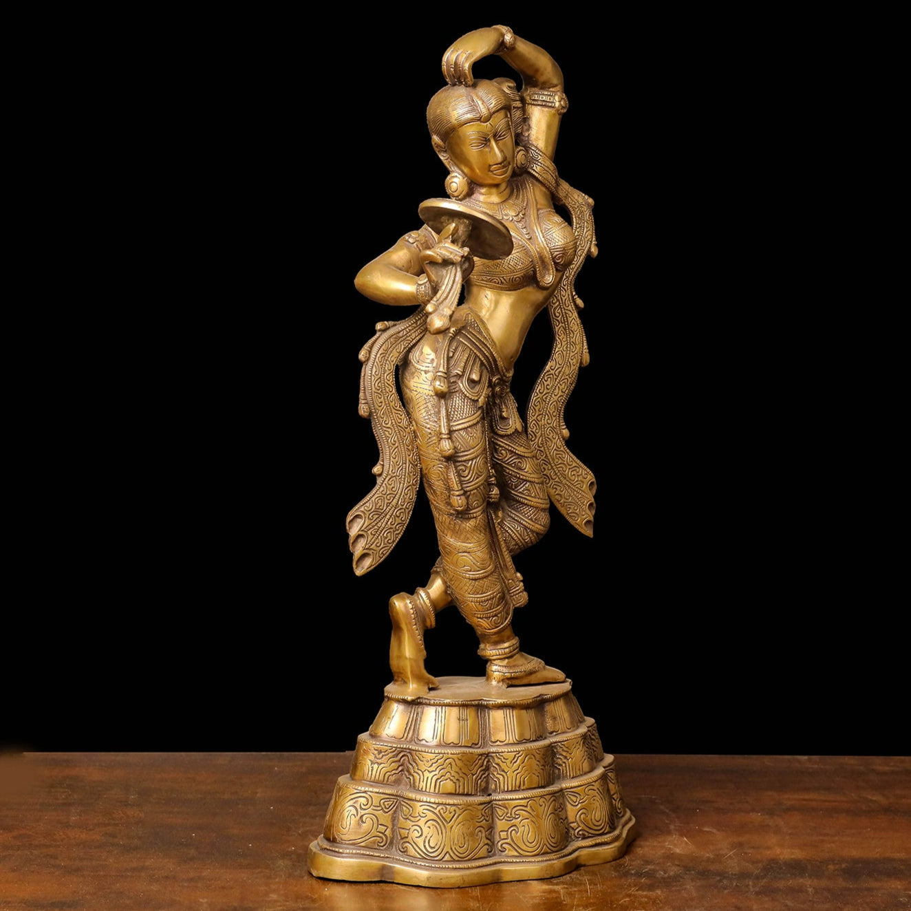 Brass Young Lady Applying Vermilion (A Sculpture Inspired by Khajuraho) 2 Feet - Image 3