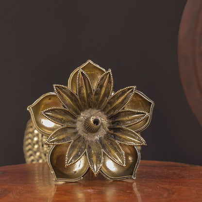 Brass Superfine Beautiful Lotus Diya Oil Lamp 6 Inch by vendor-unknown - Spiritual (View 5)