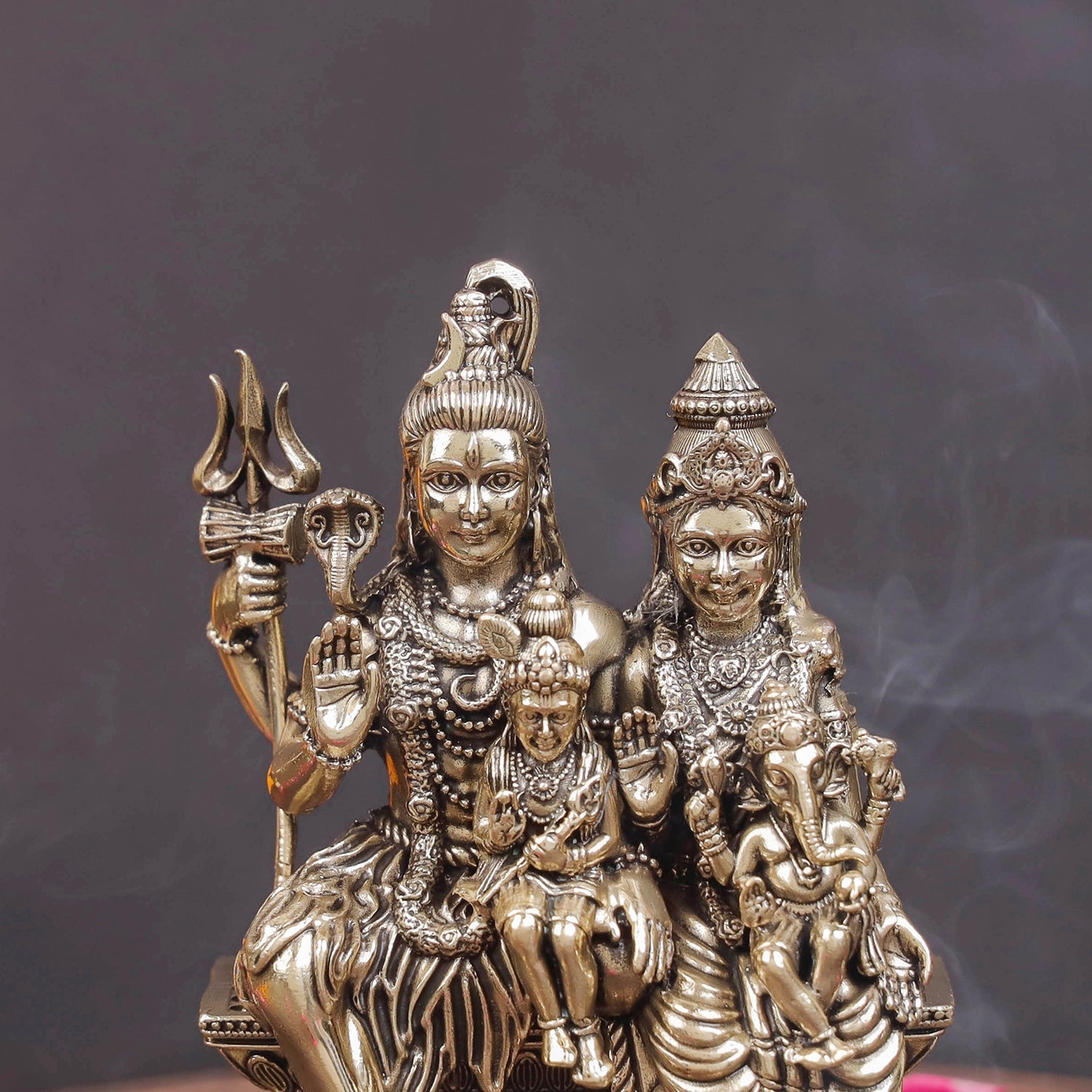 Brass Superfine Shiv Parivar Idol For Home Temple Decor 4 Inch - Image 2