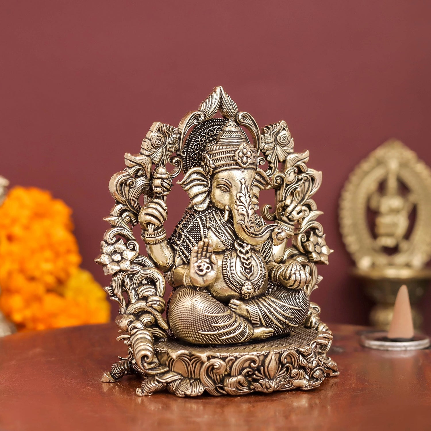 Brass Antique Ganesha Idol with Arch 4" - Image 5