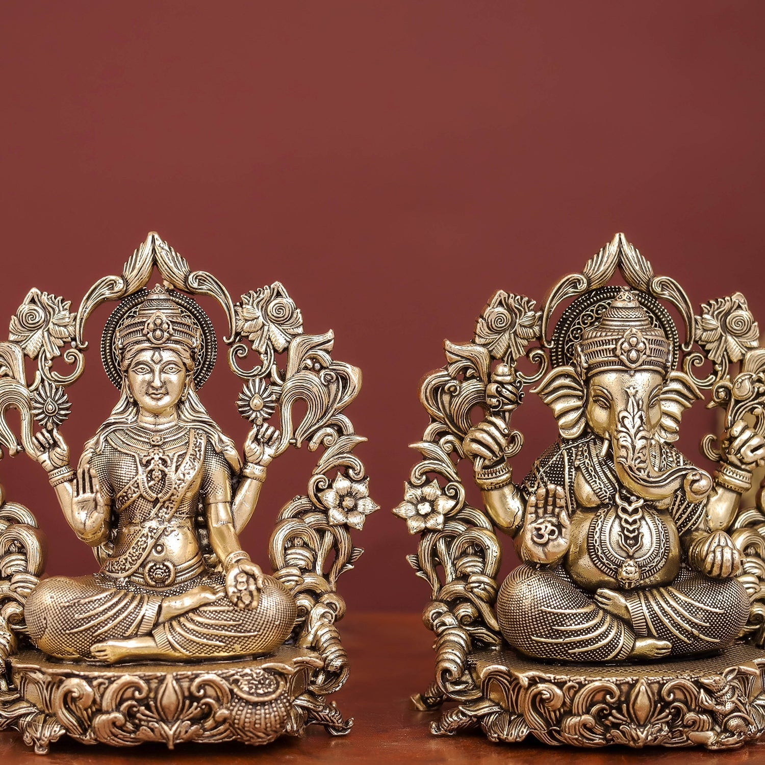 Brass Superfine Ganesha Lakshmi Idol For Home Temple Decor 4 Inch - Image 2