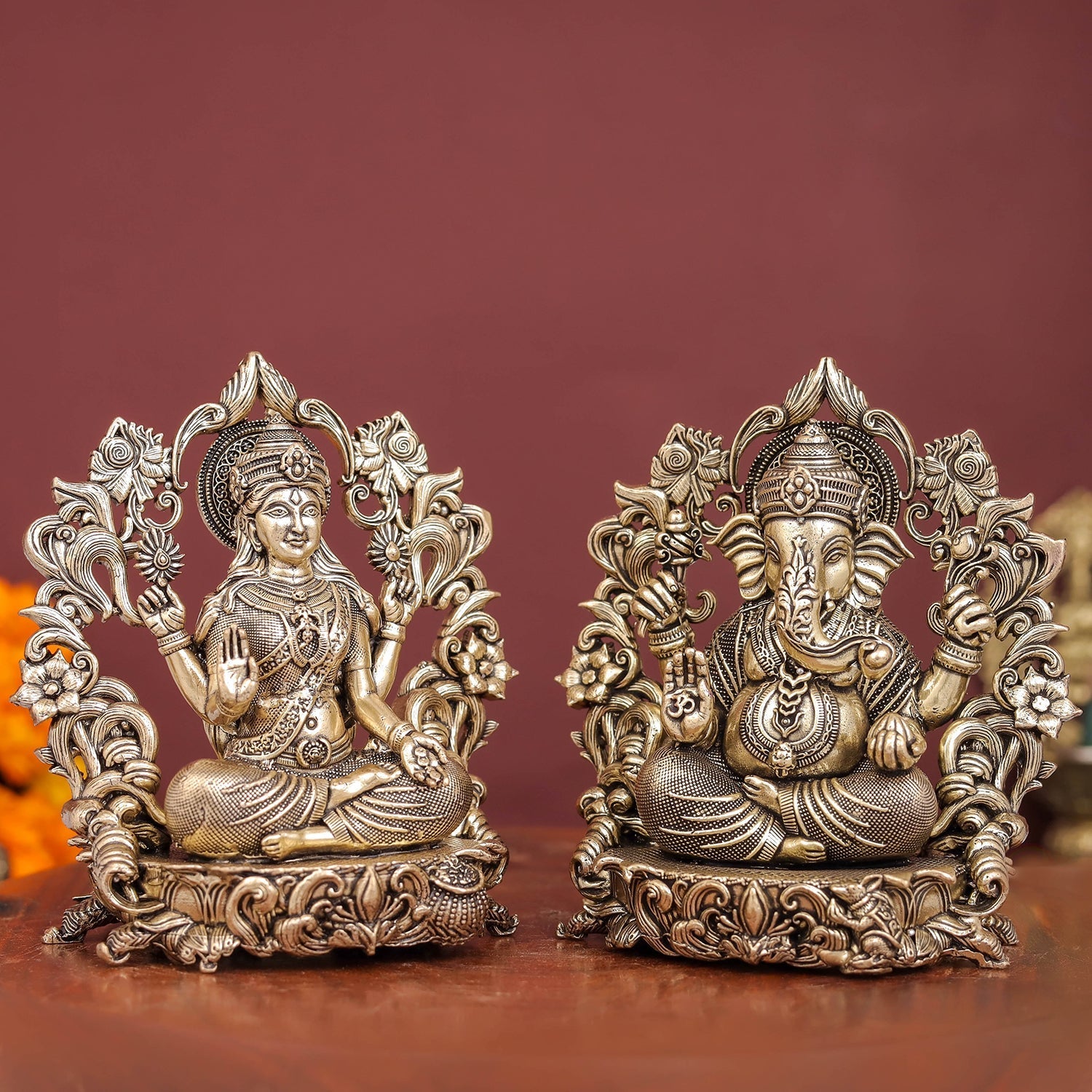 Brass Superfine Ganesha Lakshmi Idol For Home Temple Decor 4 Inch - Image 4