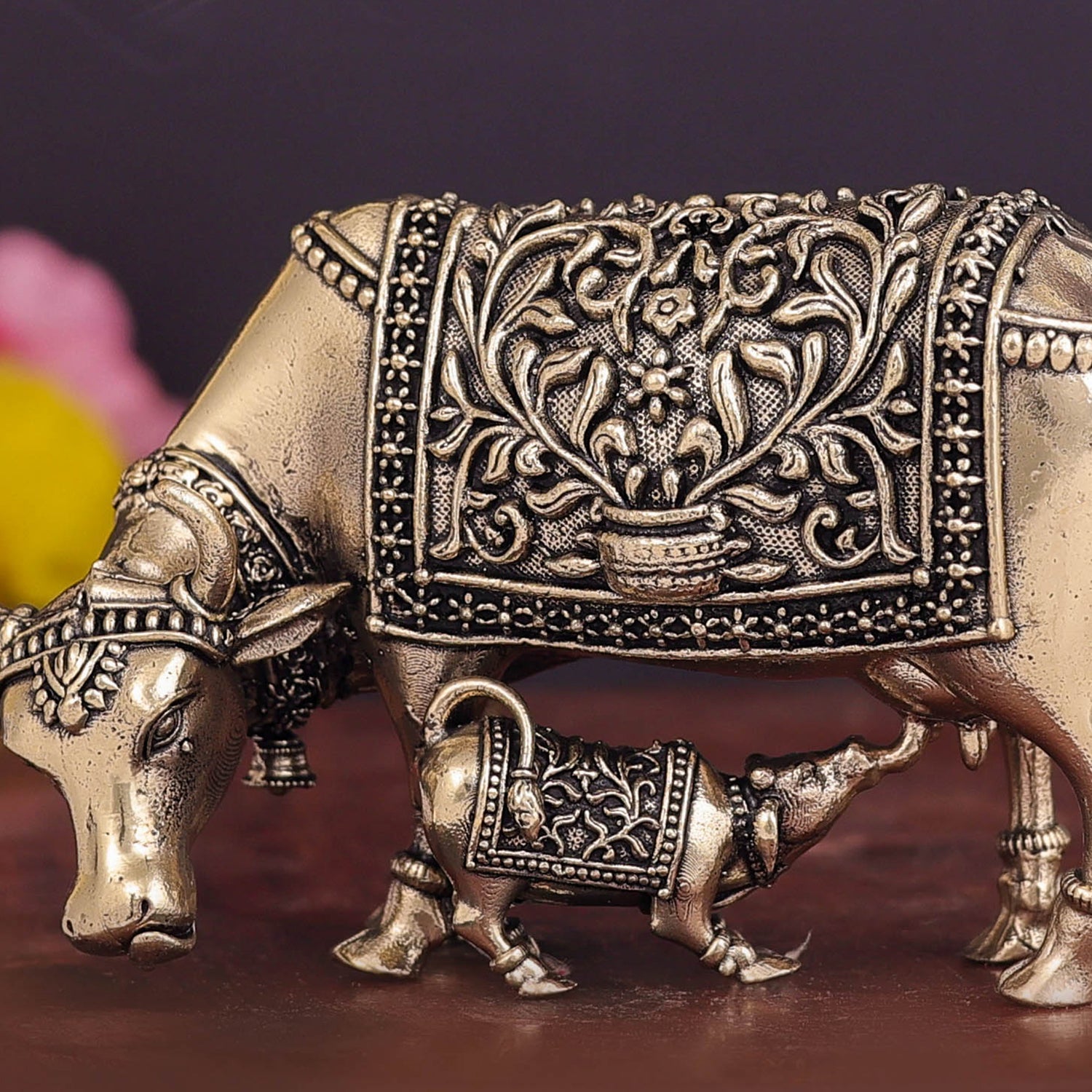 Brass Superfine Cow and Calf Statue 3.5 Inch - Image 2