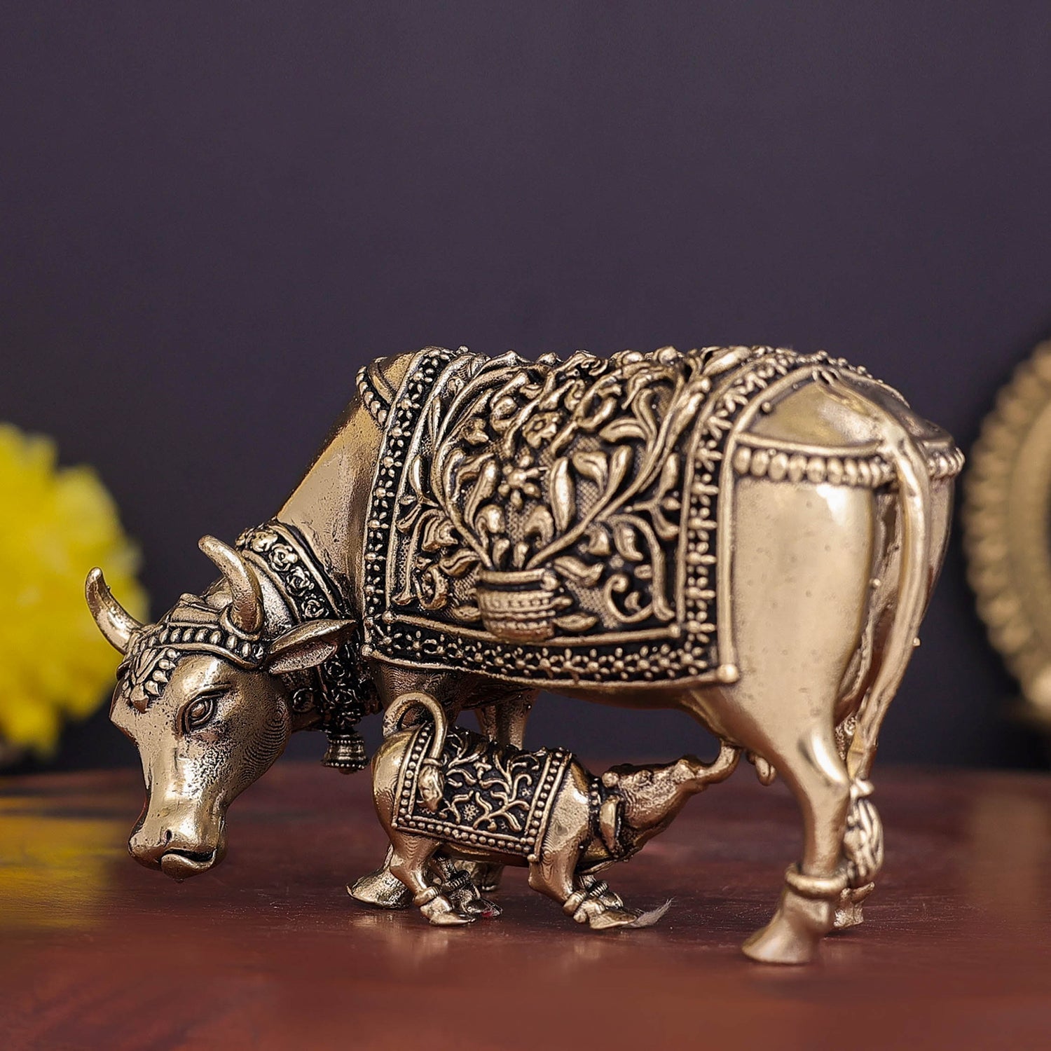 Brass Superfine Cow and Calf Statue 3.5 Inch - Image 6